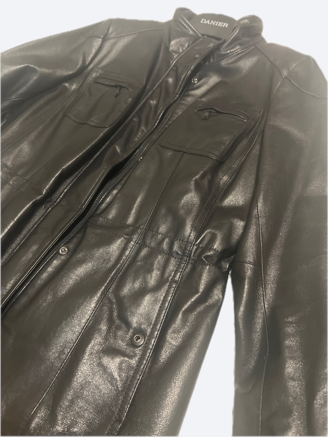 Danier Black Leather Jacket - Size XS/TP - photo 5