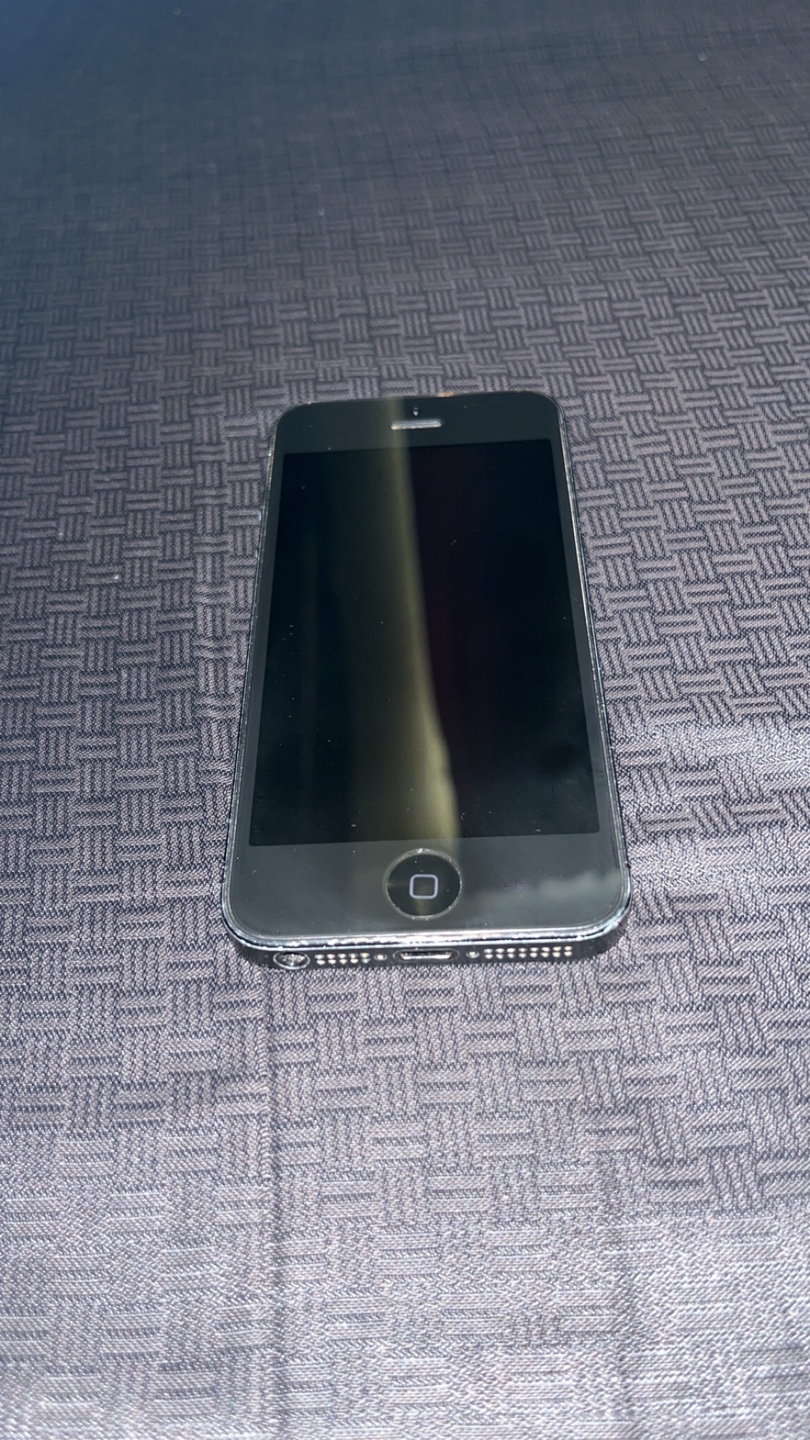 iPhone 5 Black 16GB
