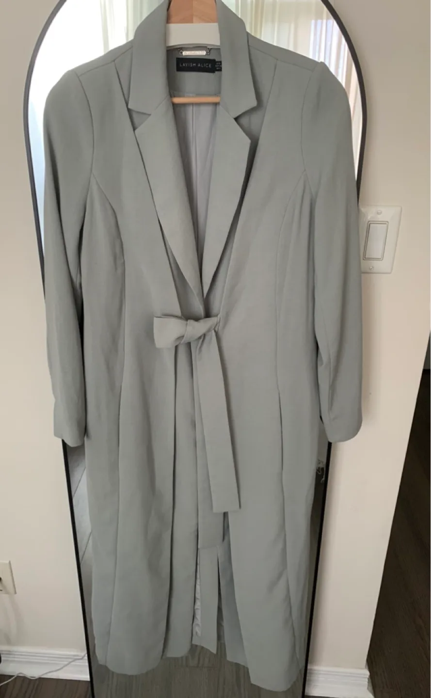 🌷 Lavish Alice Sage Green Trench Coat 💚 image indicator(3)