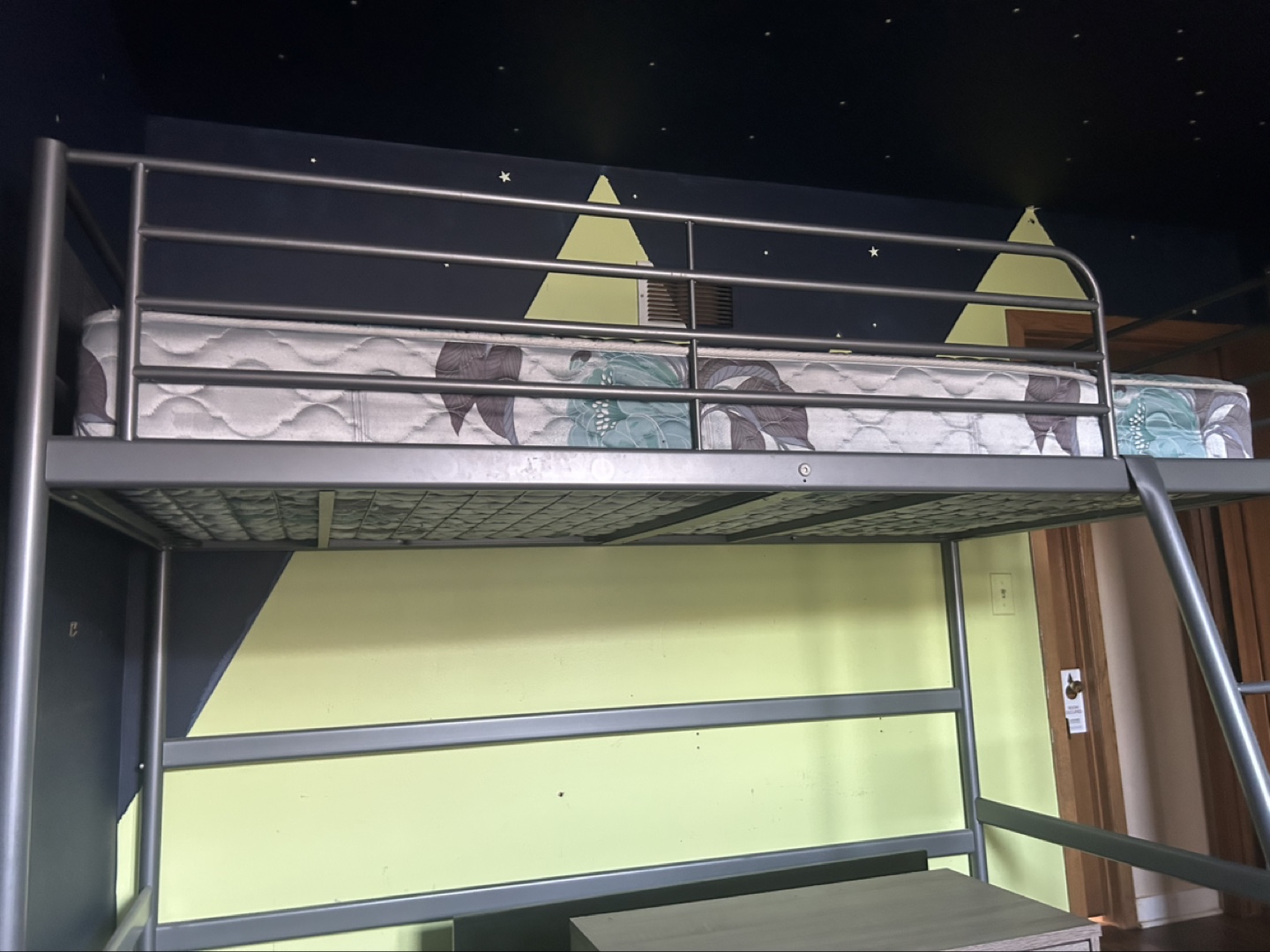 Twin-size Metal Loft Bed Frame - photo 3