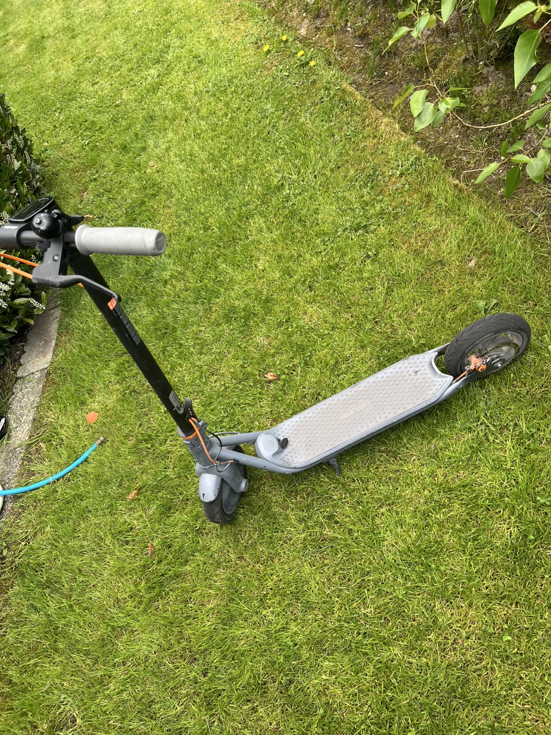 Ninebot Electric Scooter - photo 2