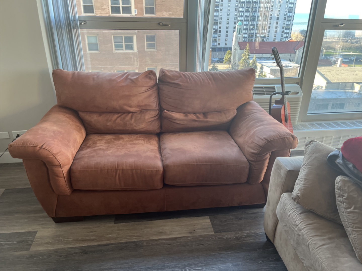 Super comfy Loveseat