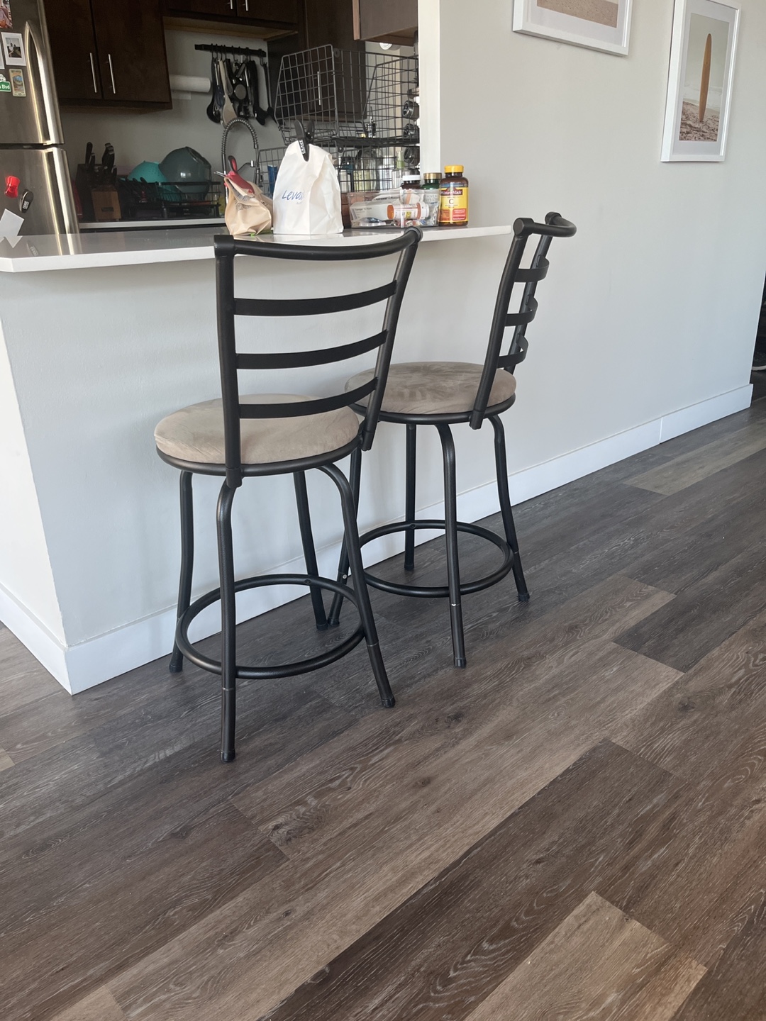 Bar chair