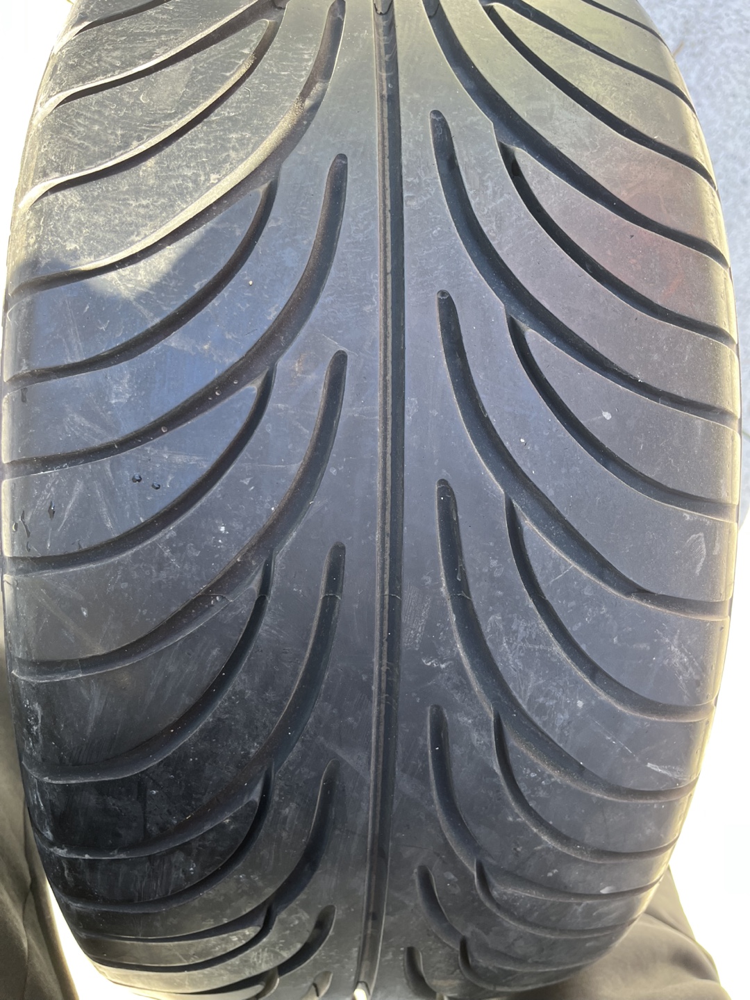 Sumitomo summer 255/40ZR17 94W Tyres - Pair