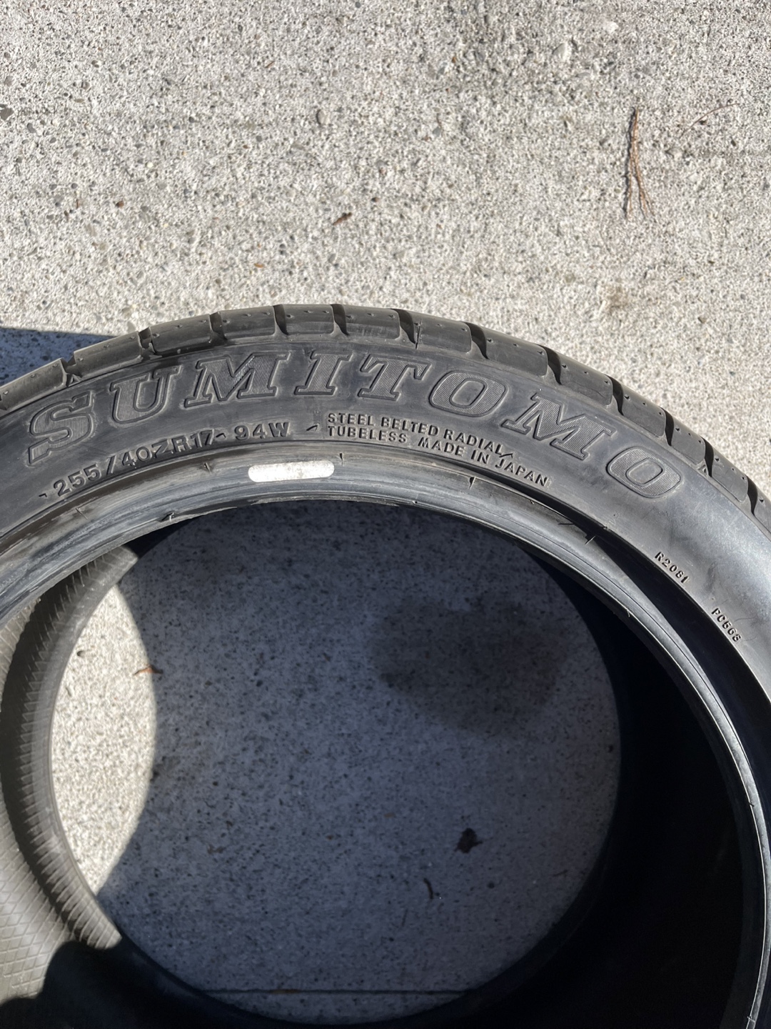 Sumitomo summer 255/40ZR17 94W Tyres - Pair - photo 3