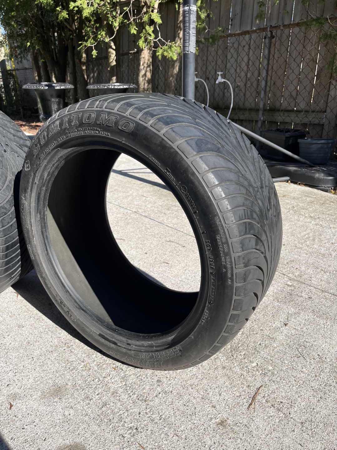 Sumitomo summer 255/40ZR17 94W Tyres - Pair - photo 4