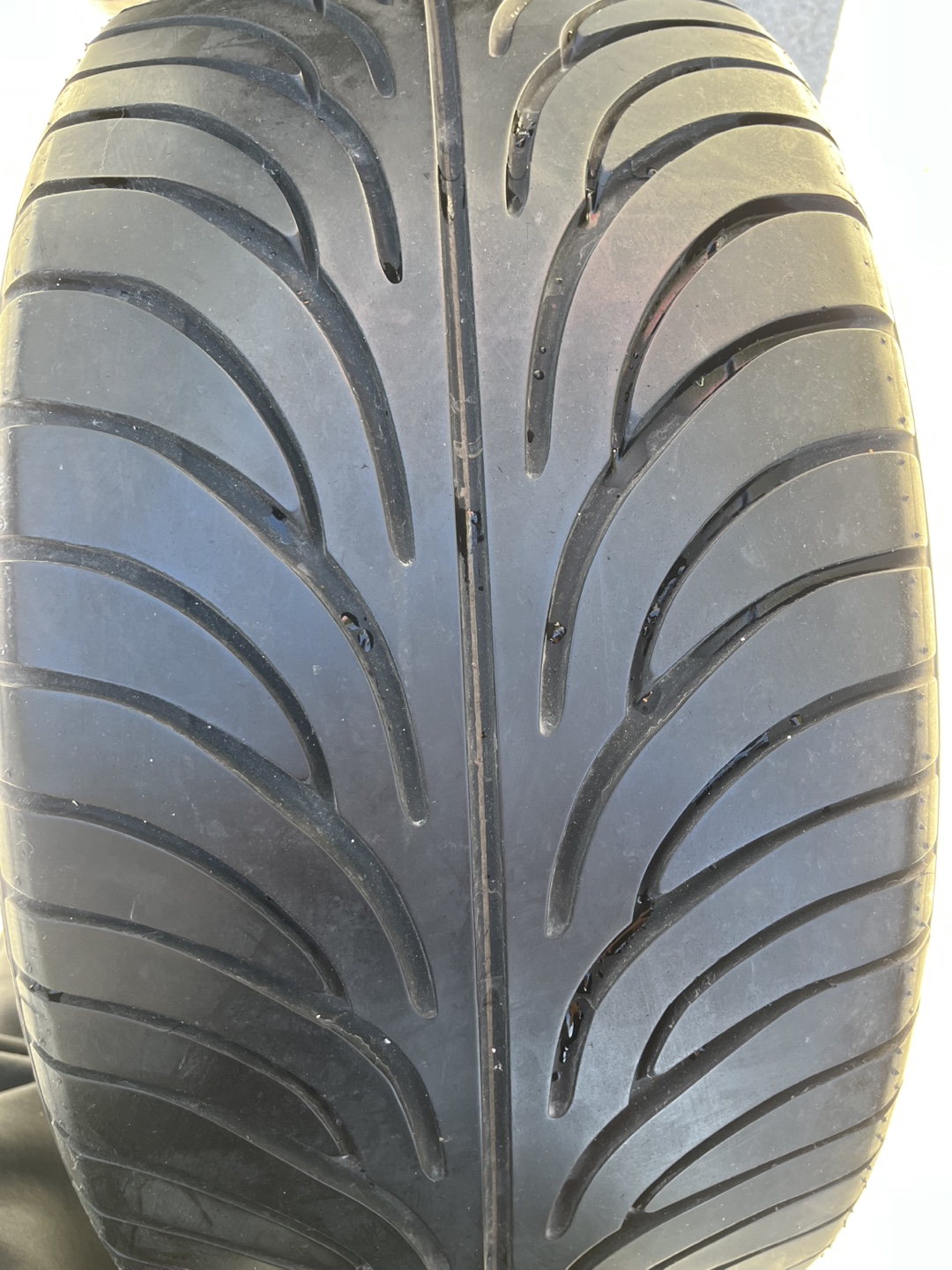 Sumitomo summer 255/40ZR17 94W Tyres - Pair - photo 2