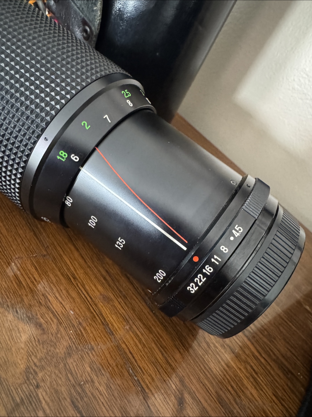 Vivitar 80-200mm Telephoto Zoom Lens with Case - photo 2