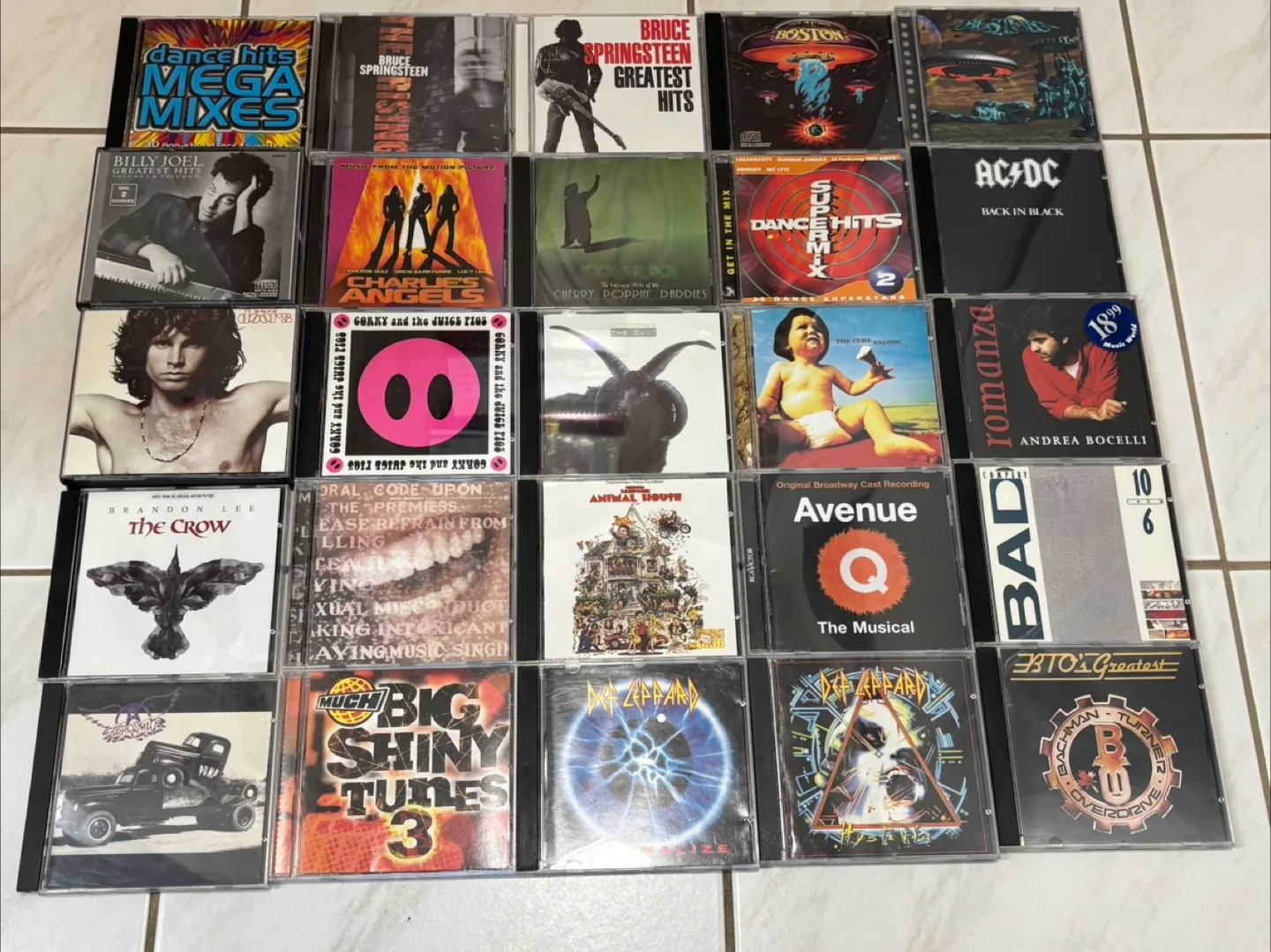 Lot of 200+ CD disc collection image indicator(8)