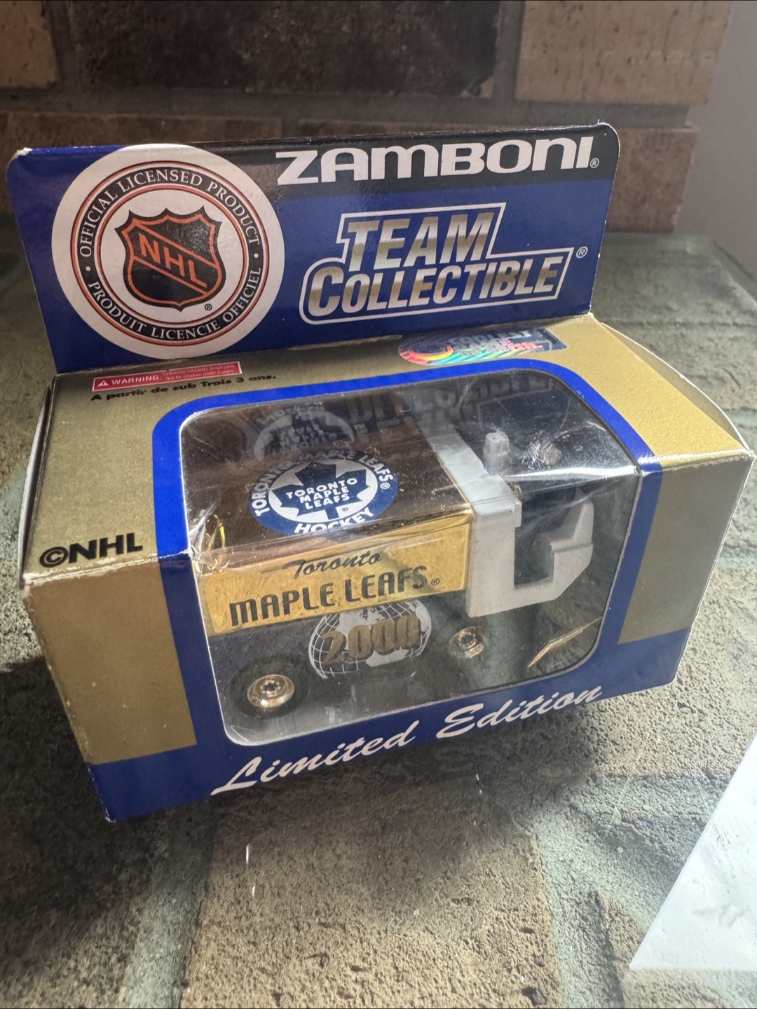 Toronto Maple Leafs Collectibles Lot - photo 4
