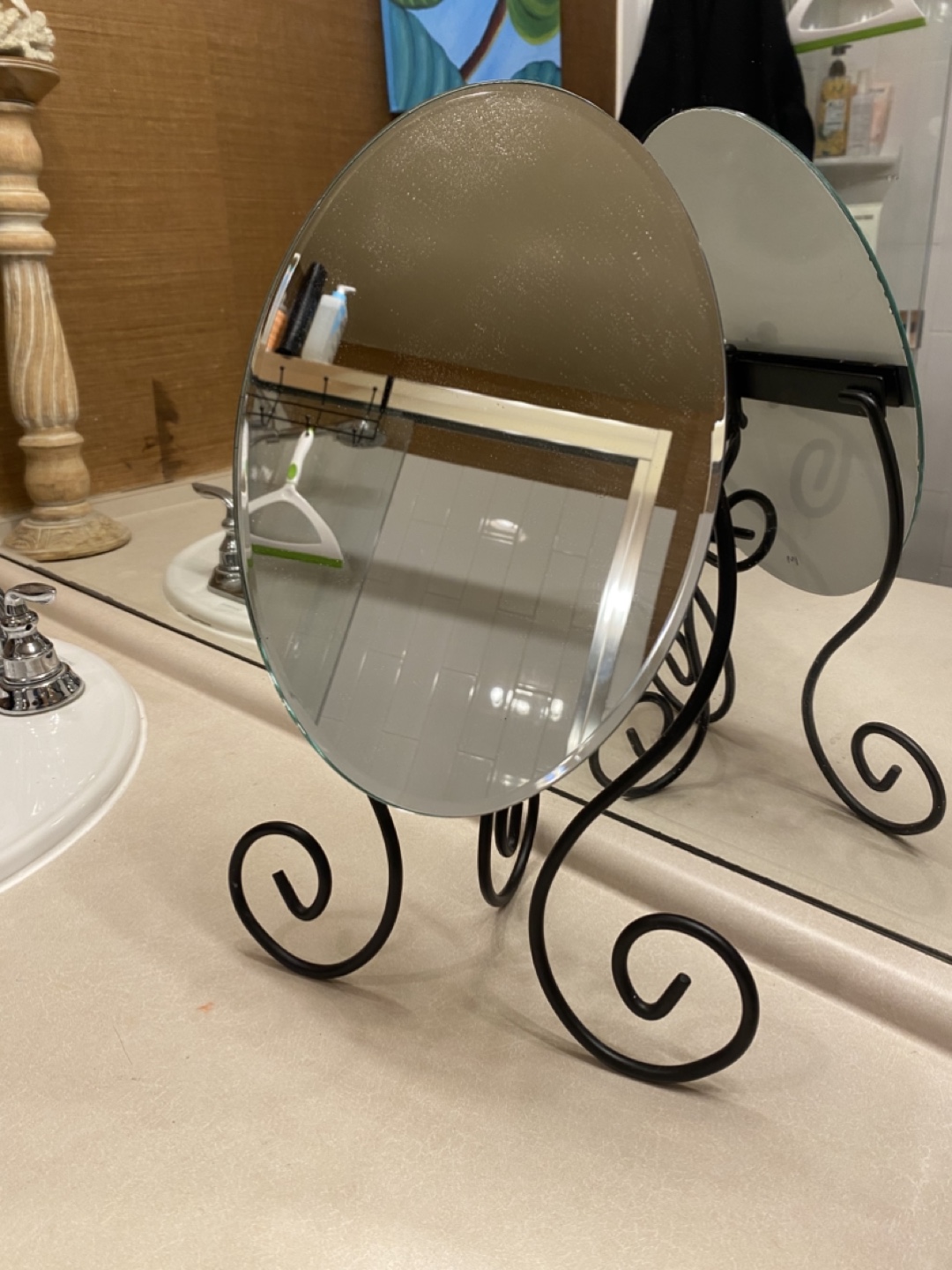 Oval Vanity Mirror with Stand