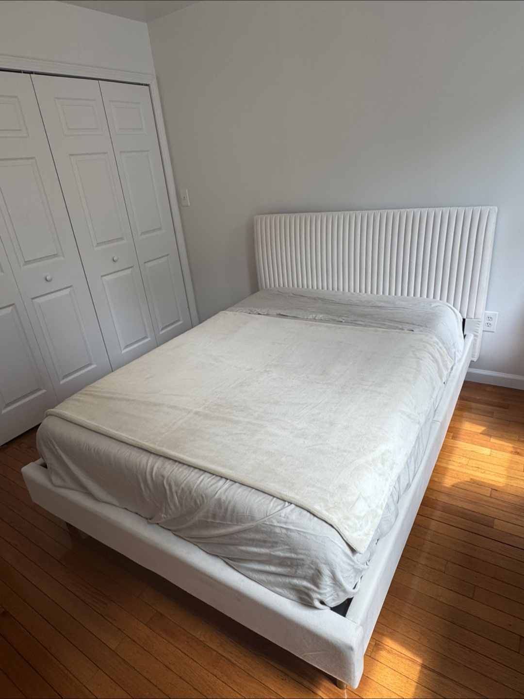 White Velvet Channel-Tufted Full Headboard and Bed Frame - photo 2