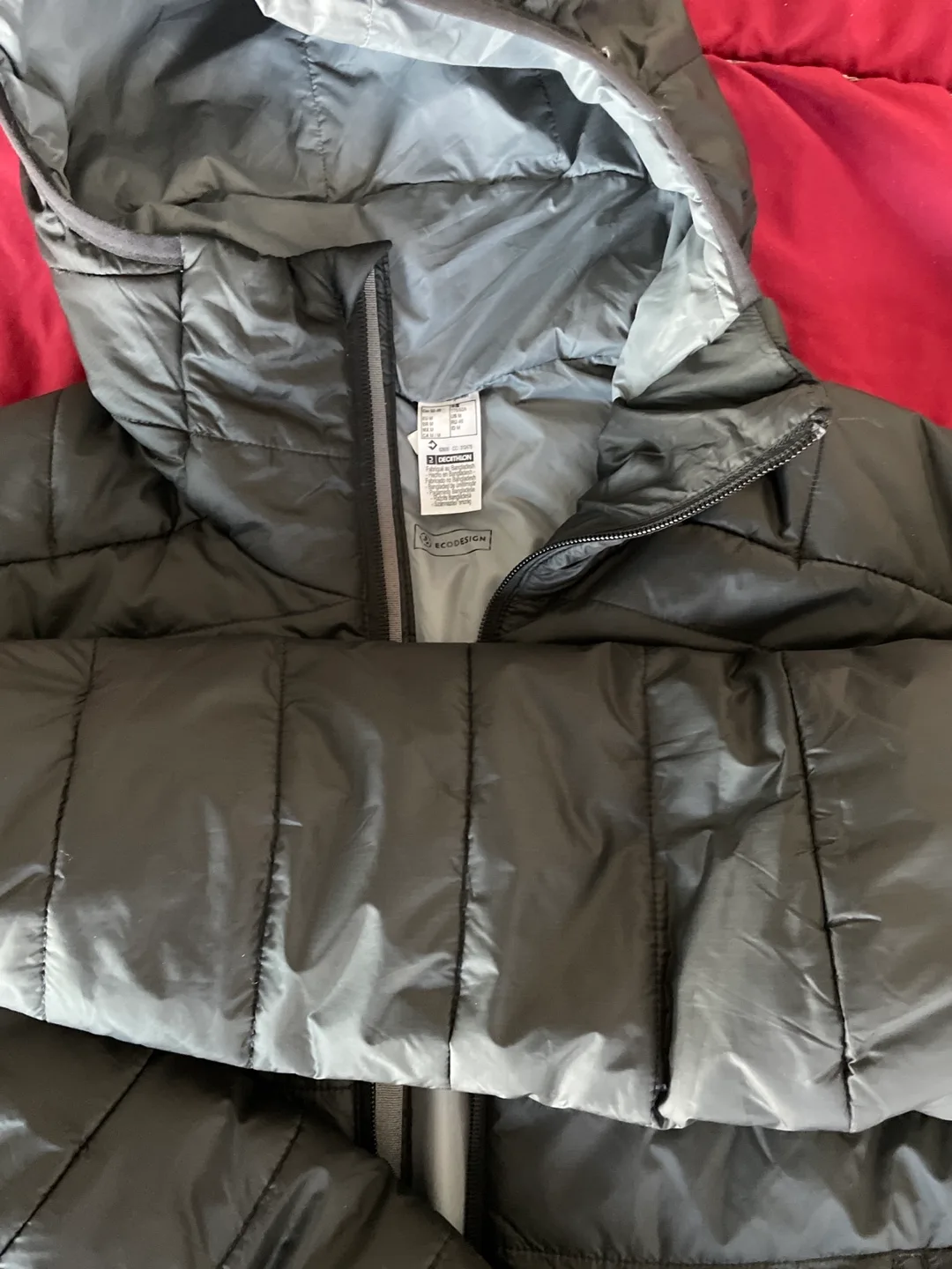 Men's Black Decathlon Hooded Puffer Jacket (M) image indicator(2)