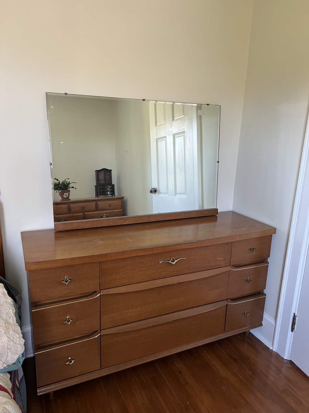 Dresser Set
