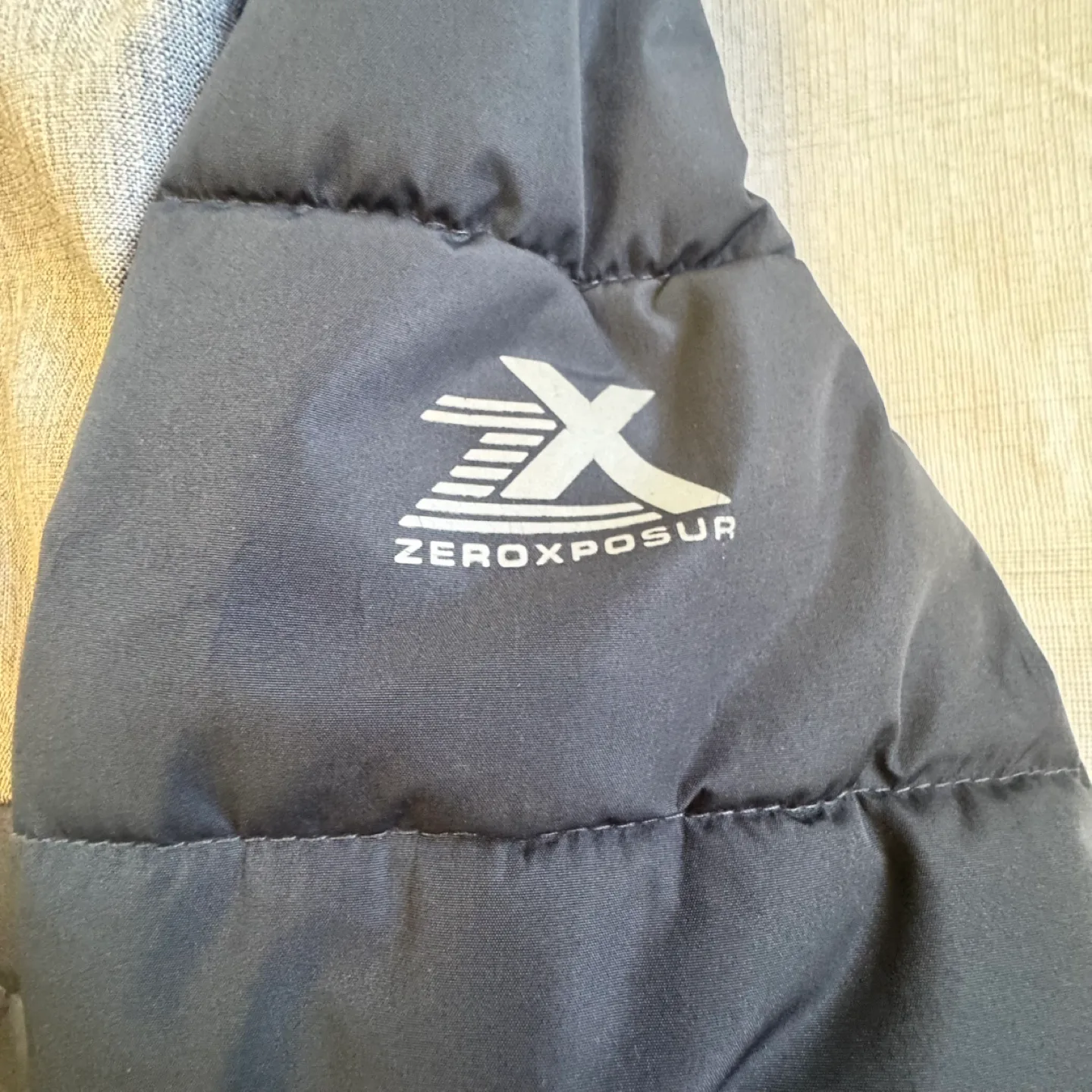 ZeroXposur Boys' Size 7/8 Puffer Jacket image indicator(5)