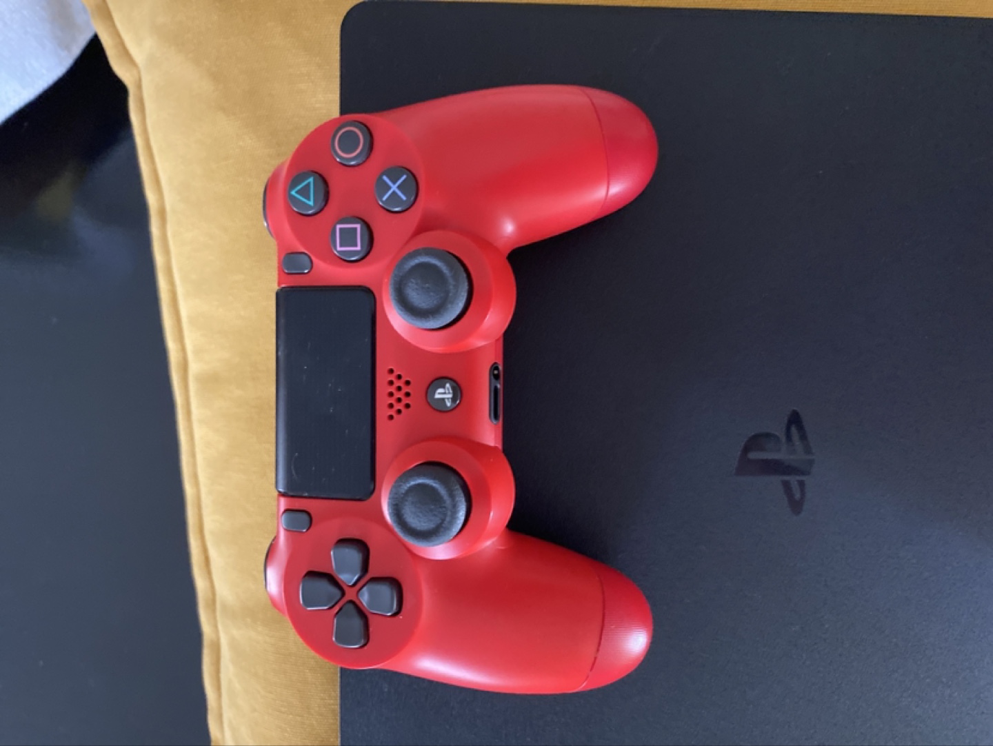 PS4 - photo 2