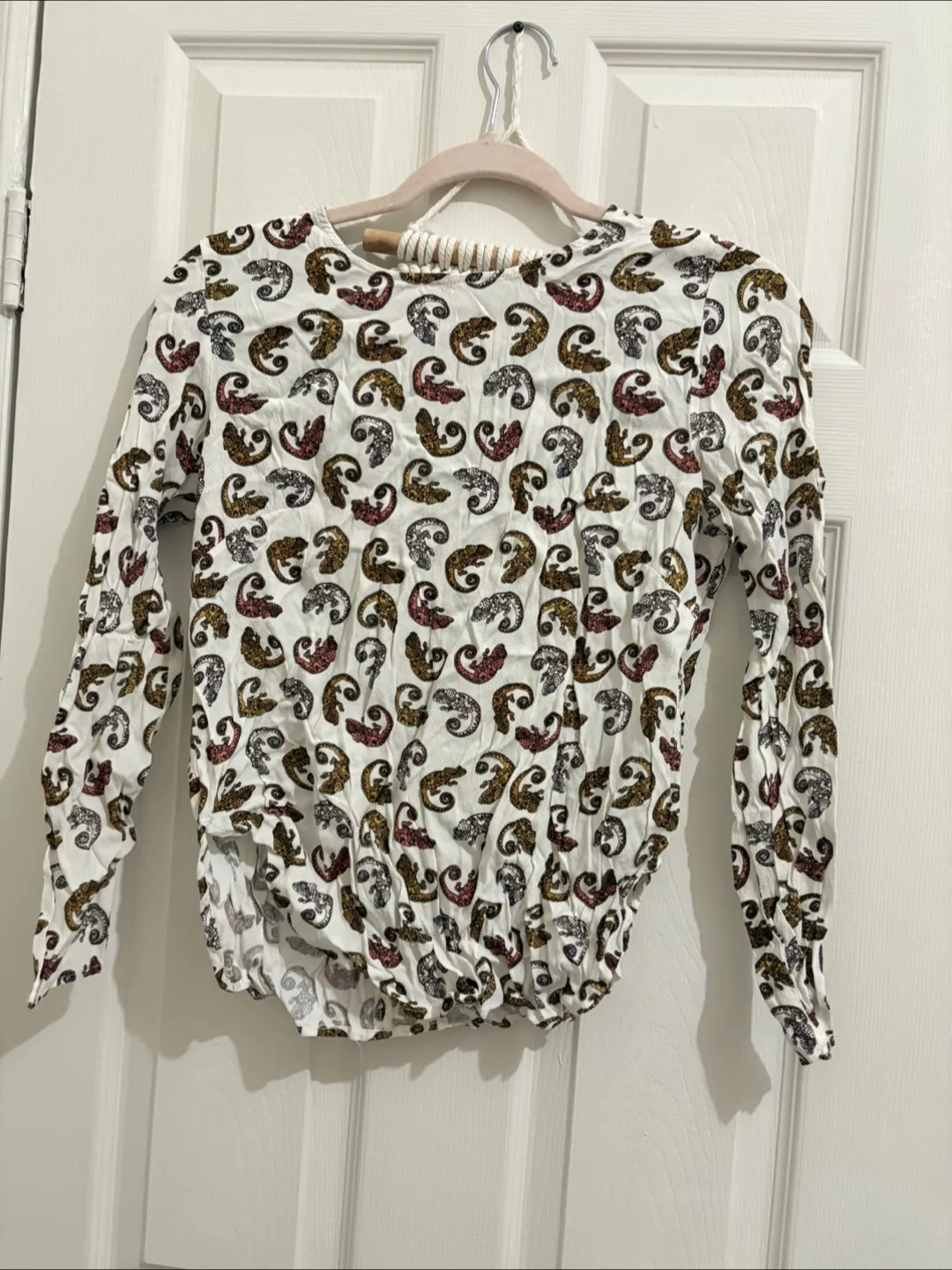 H&M Women's Size 6 Long Sleeve Blouse image indicator(2)