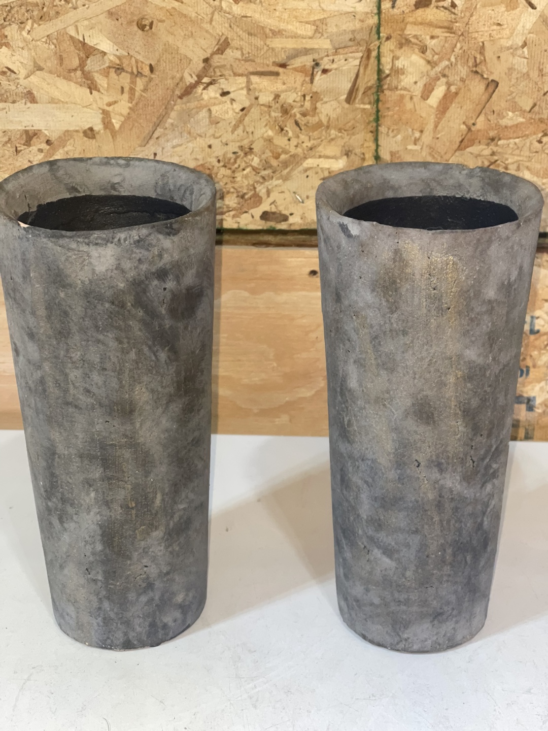 4 Concrete Vases - photo 2