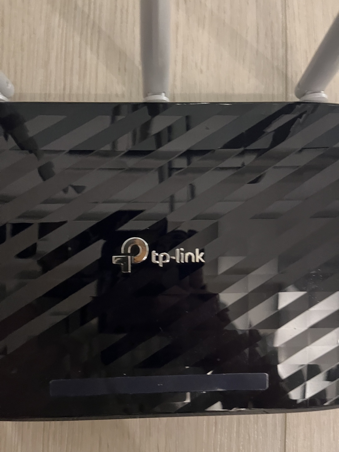 TP-Link Router - photo 2