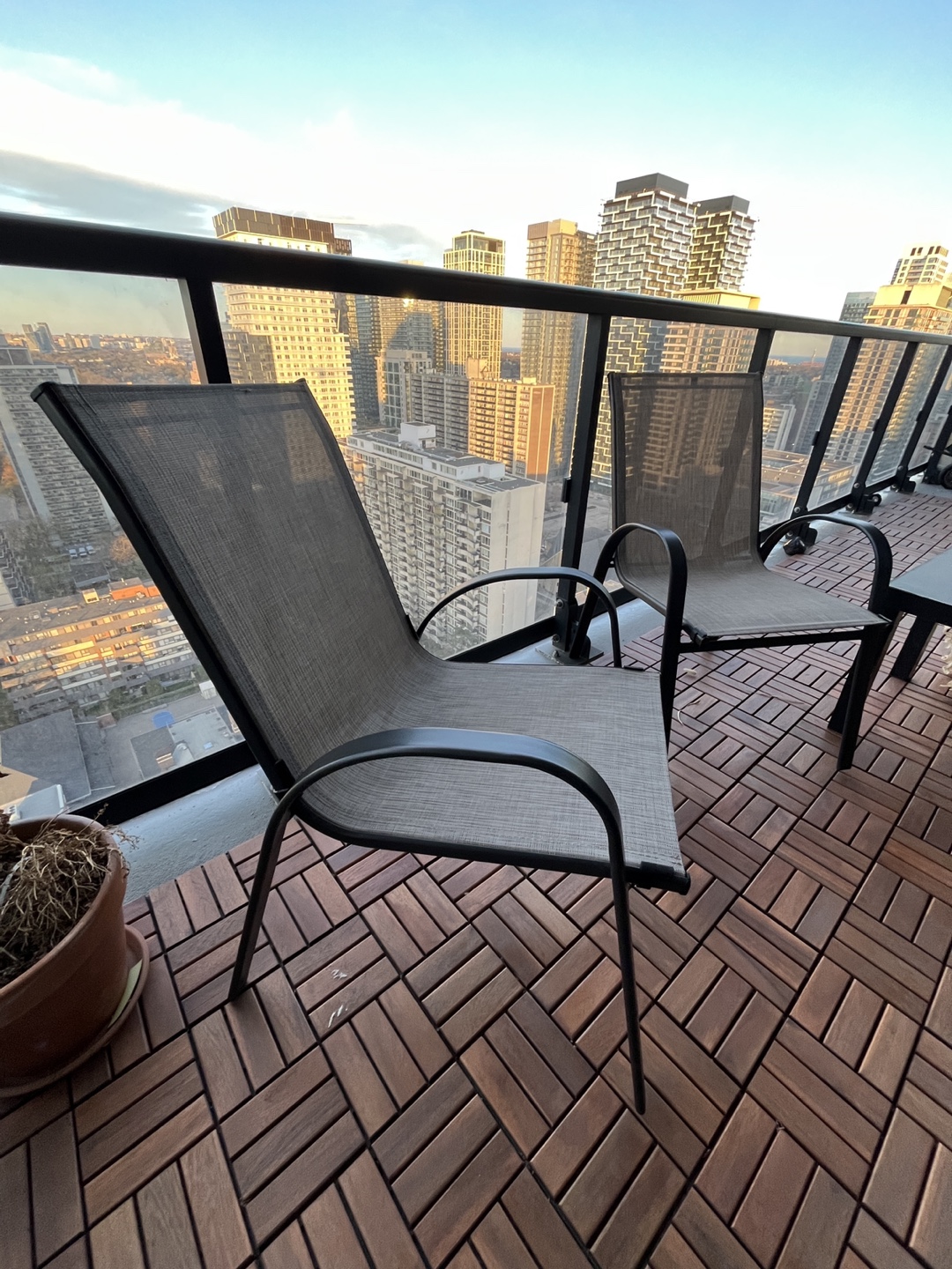 Set of 2 Patio Chairs