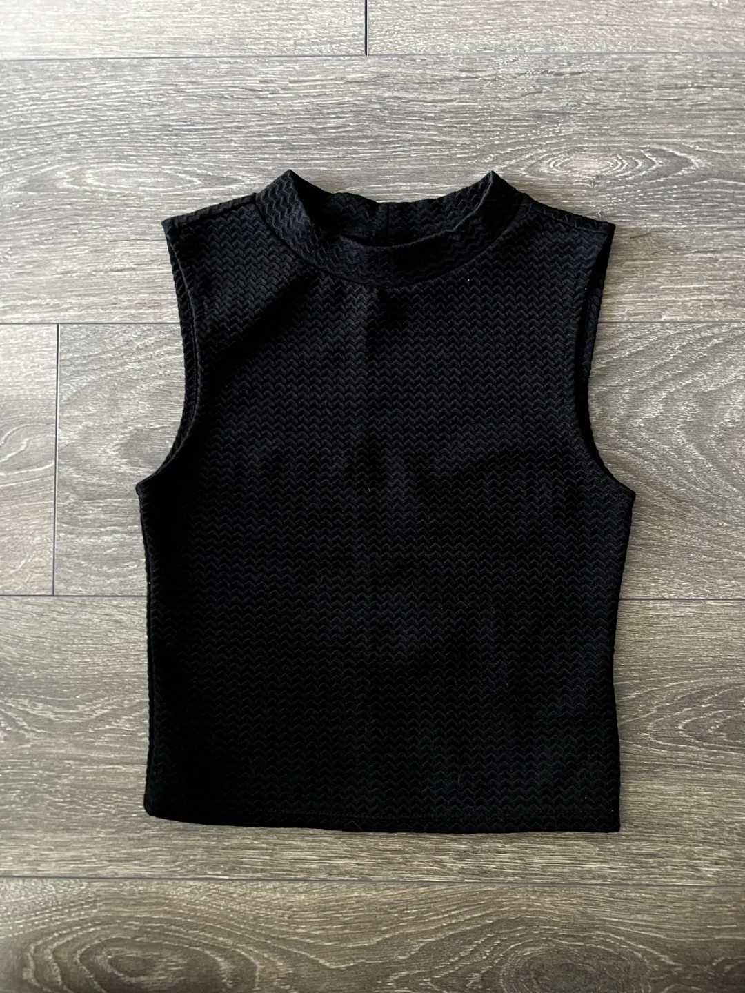 H&M Black Sleeveless Mock Neck Crop Top - Size XS thumbnail