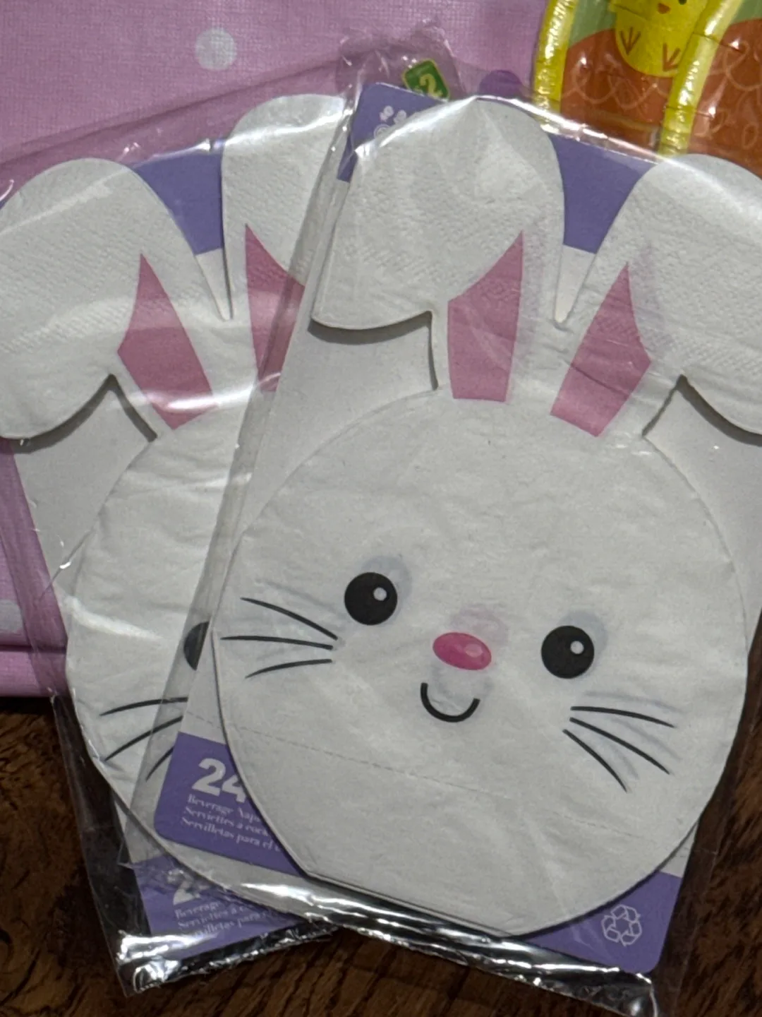 💚 Party Supplies Bundle - Tablecloth, Plates, and Napkins💚 image indicator(4)