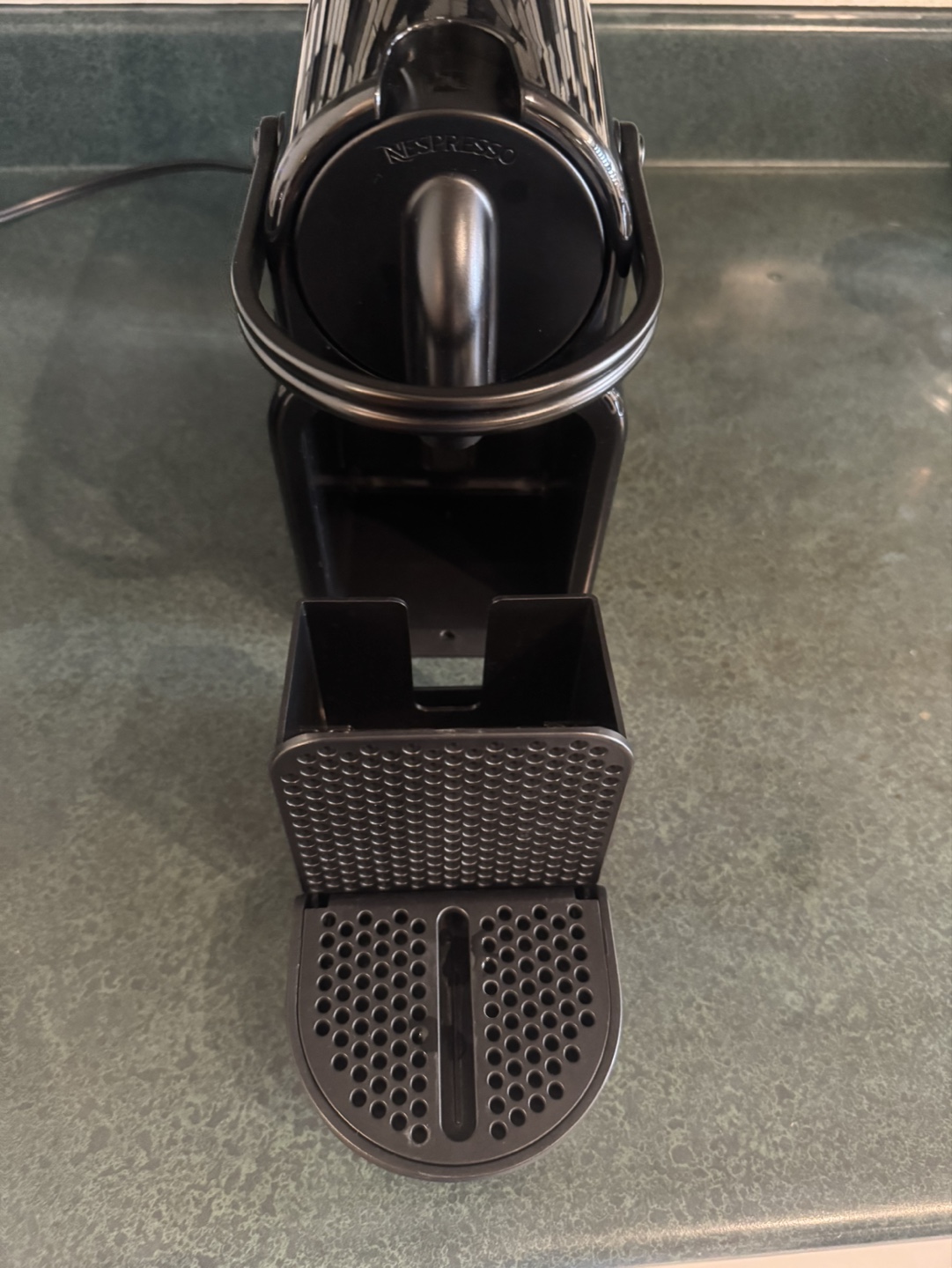 Nespresso Essenza Mini Coffee Machine - Black - photo 4