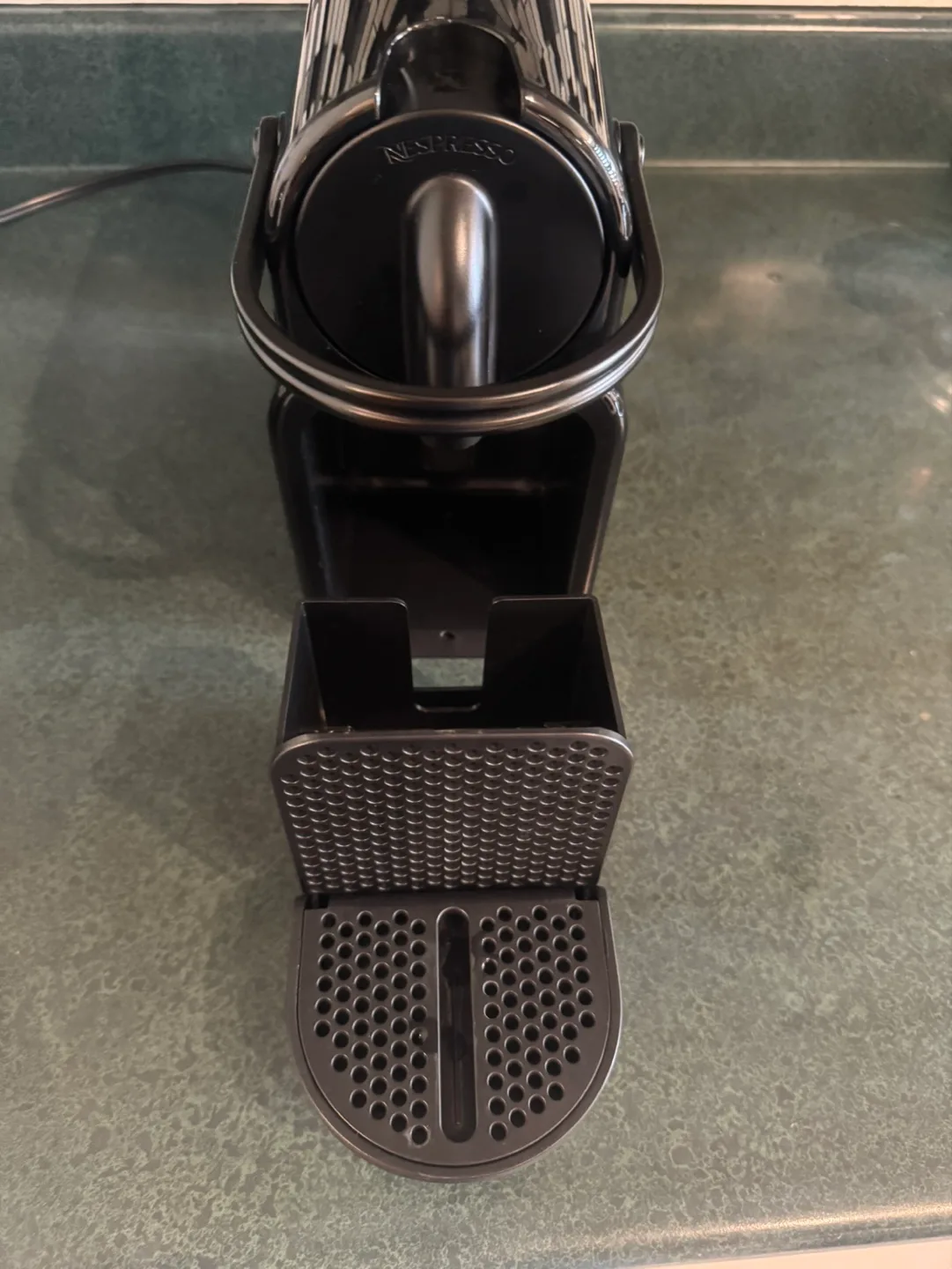 Nespresso Essenza Mini Coffee Machine - Black image indicator(4)
