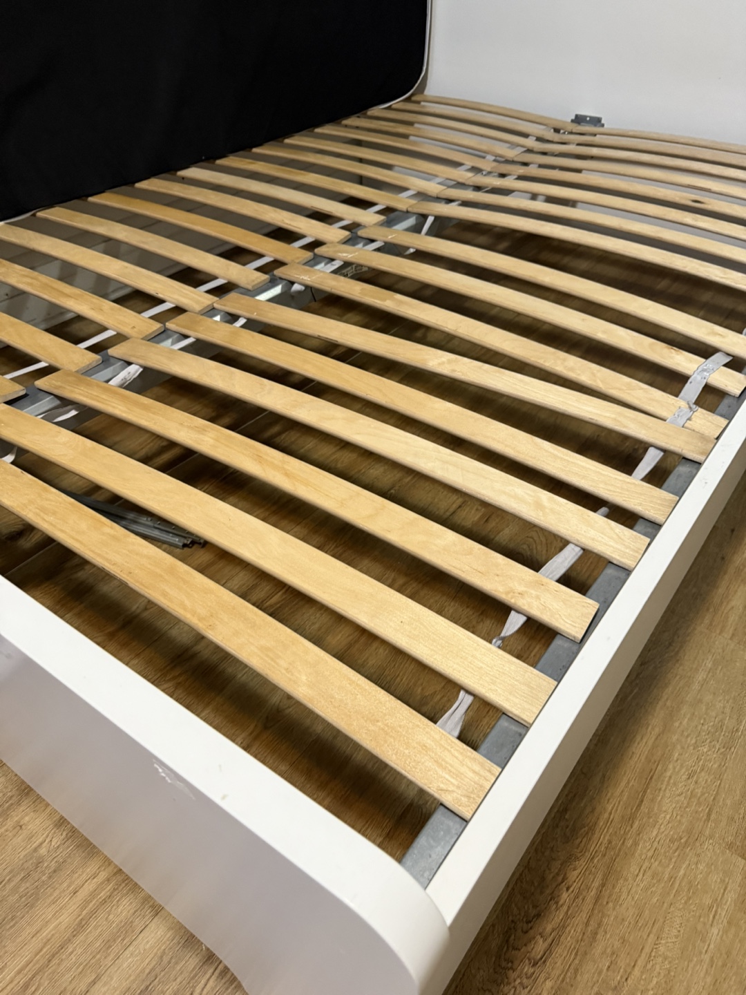 IKEA ASKVÅLL Queen Bed Frame - White - photo 2