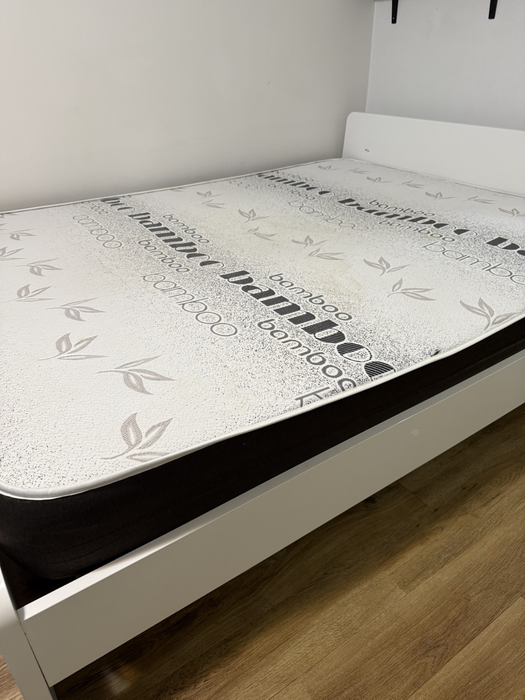 IKEA ASKVÅLL Queen Bed Frame - White