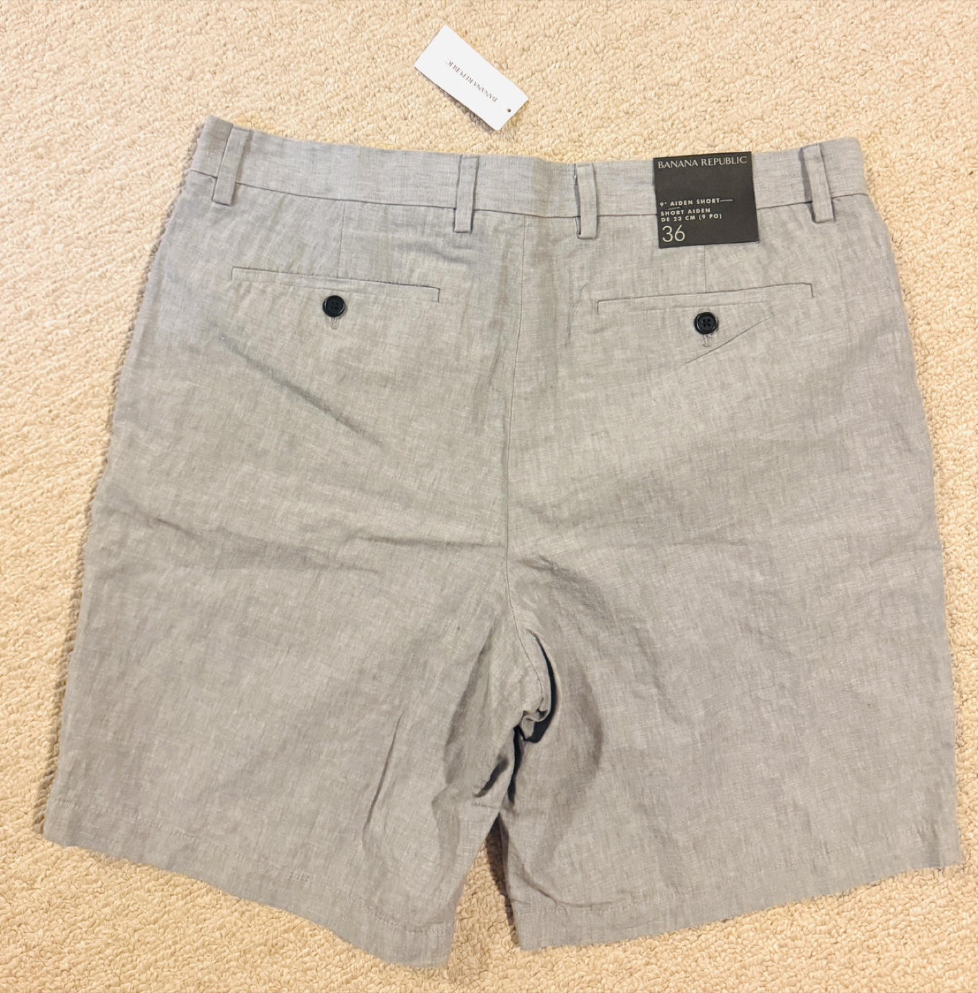Banana Republic Men's Grey Linen Shorts - Size 36