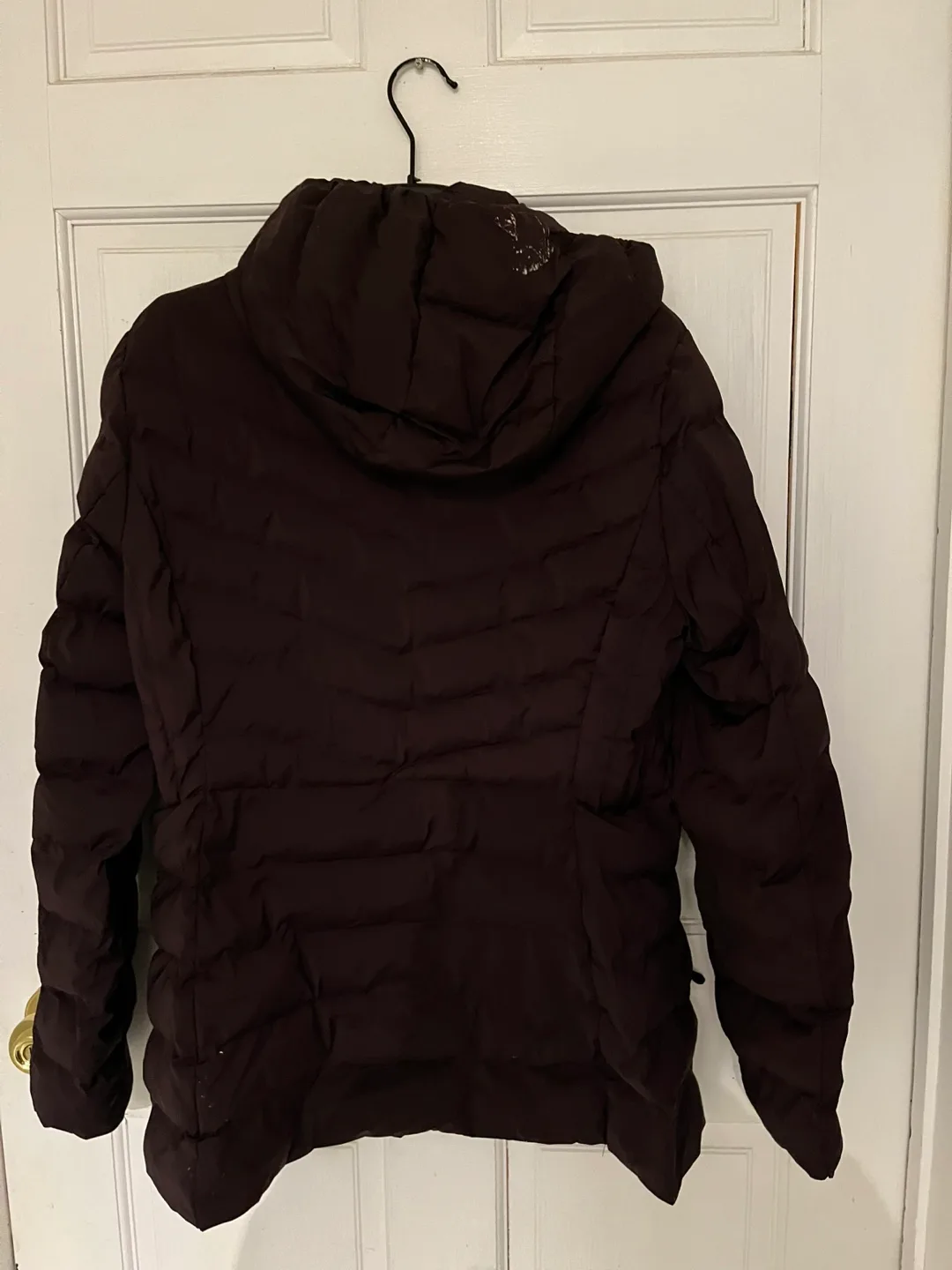 Women's Maroon Hooded Puffer Jacket thumbnail