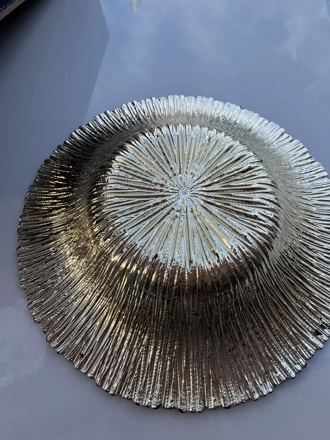 Stunning Red Glass Serving Bowl image indicator(3)