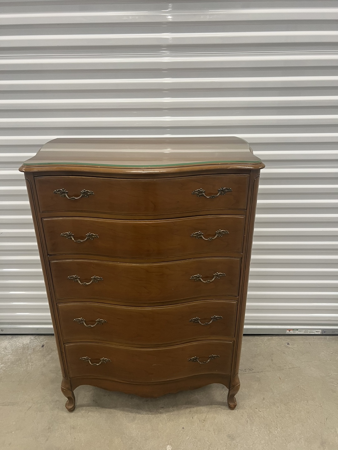 French Provincial Chest of Drawers w/glass top - photo 5