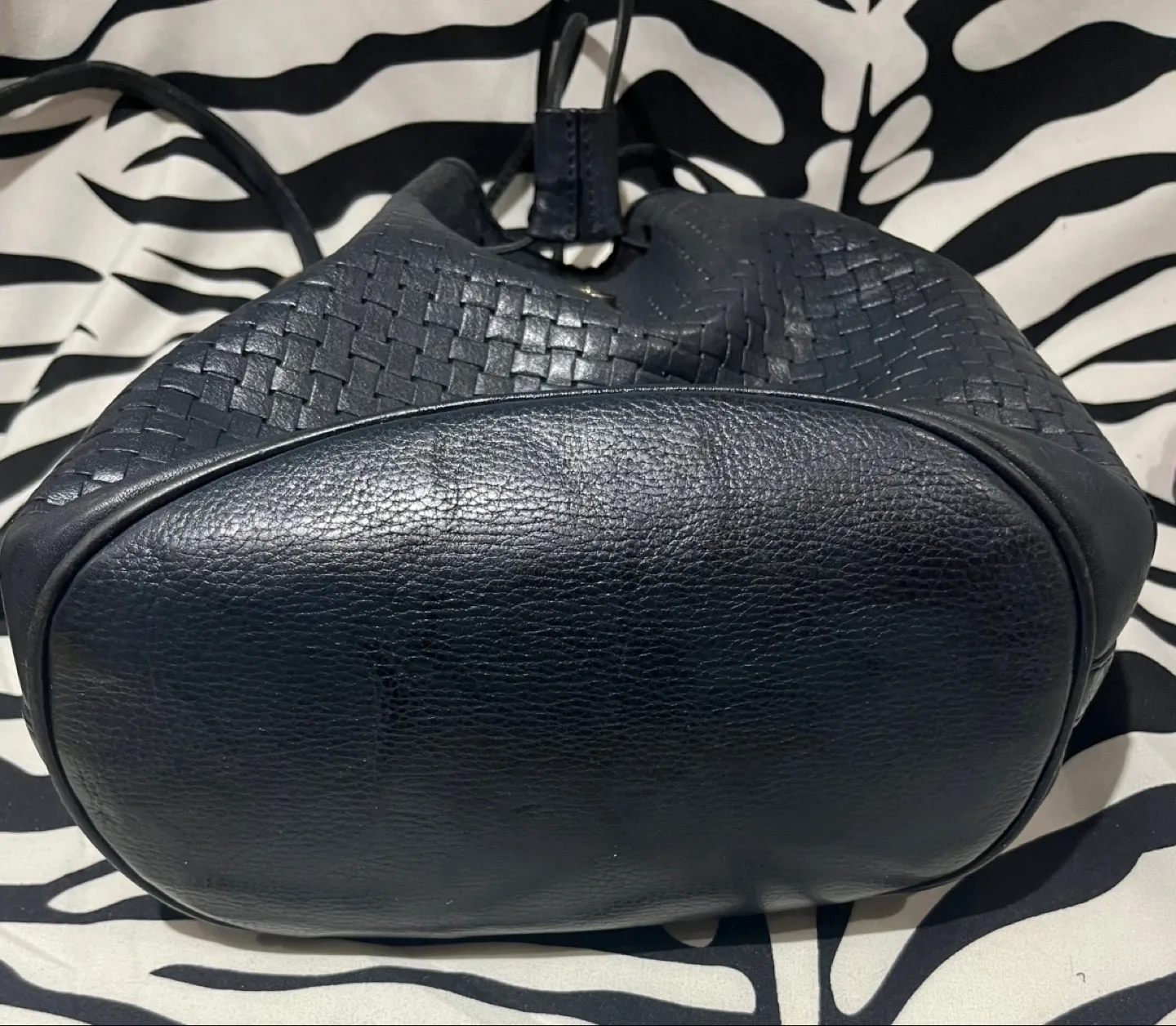 💙 Navy Blue Grinta Genuine Leather Bag 💙 image indicator(10)