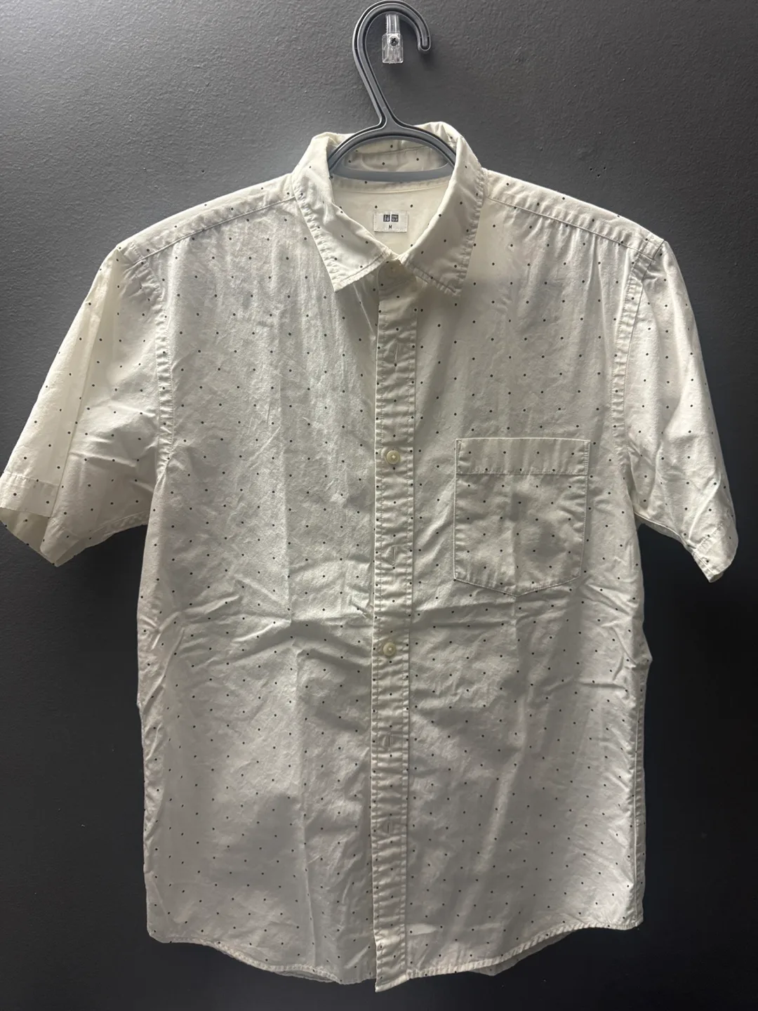 Men's UNIQLO Short Sleeve Button-Down Shirt thumbnail