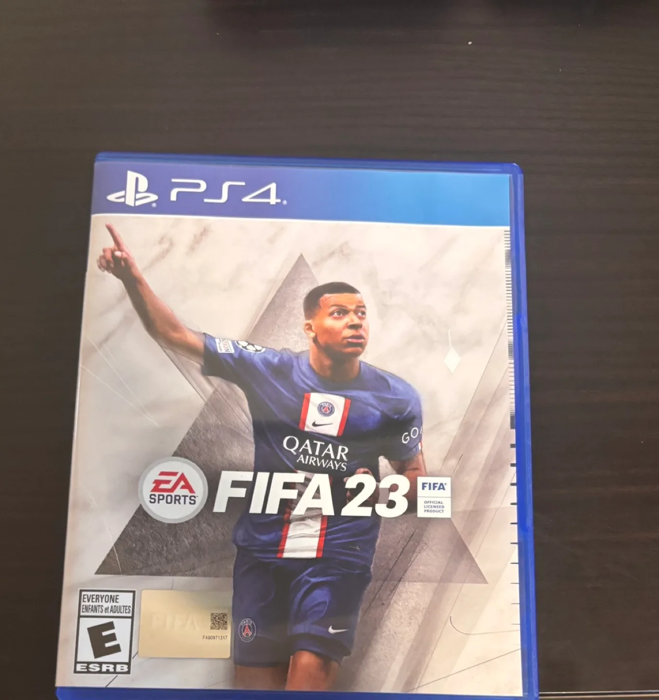 PS4 Slim Console with 2 Controllers & 3 Games image indicator(4)