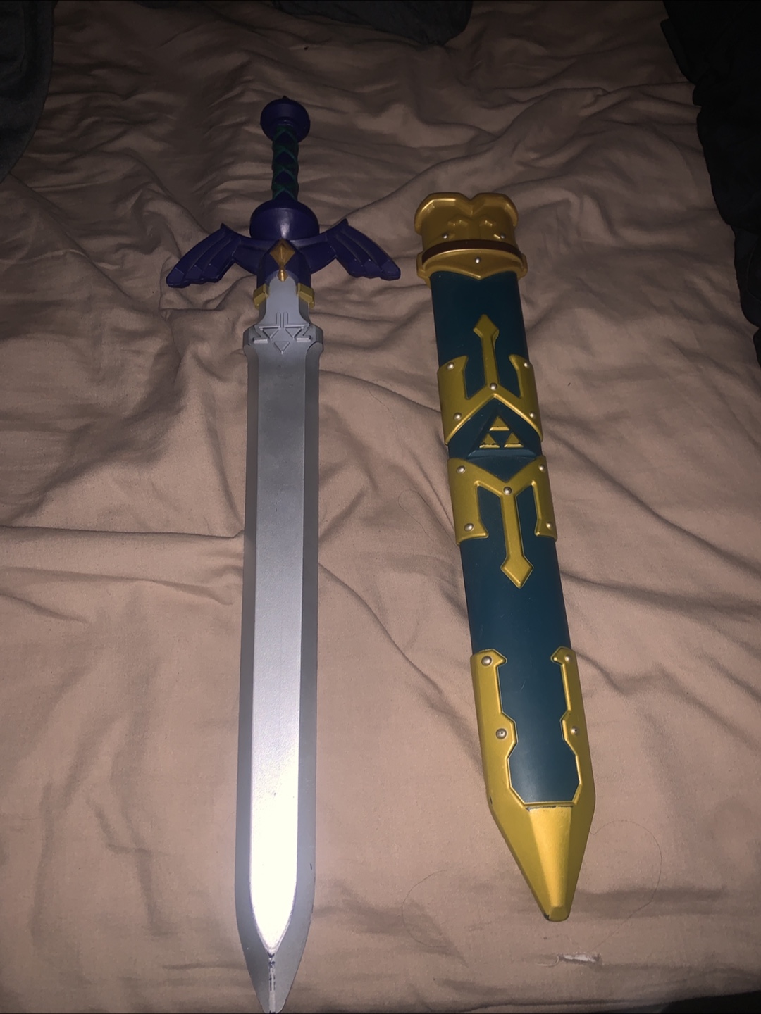 Master Sword and Scabbard Replica - photo 2