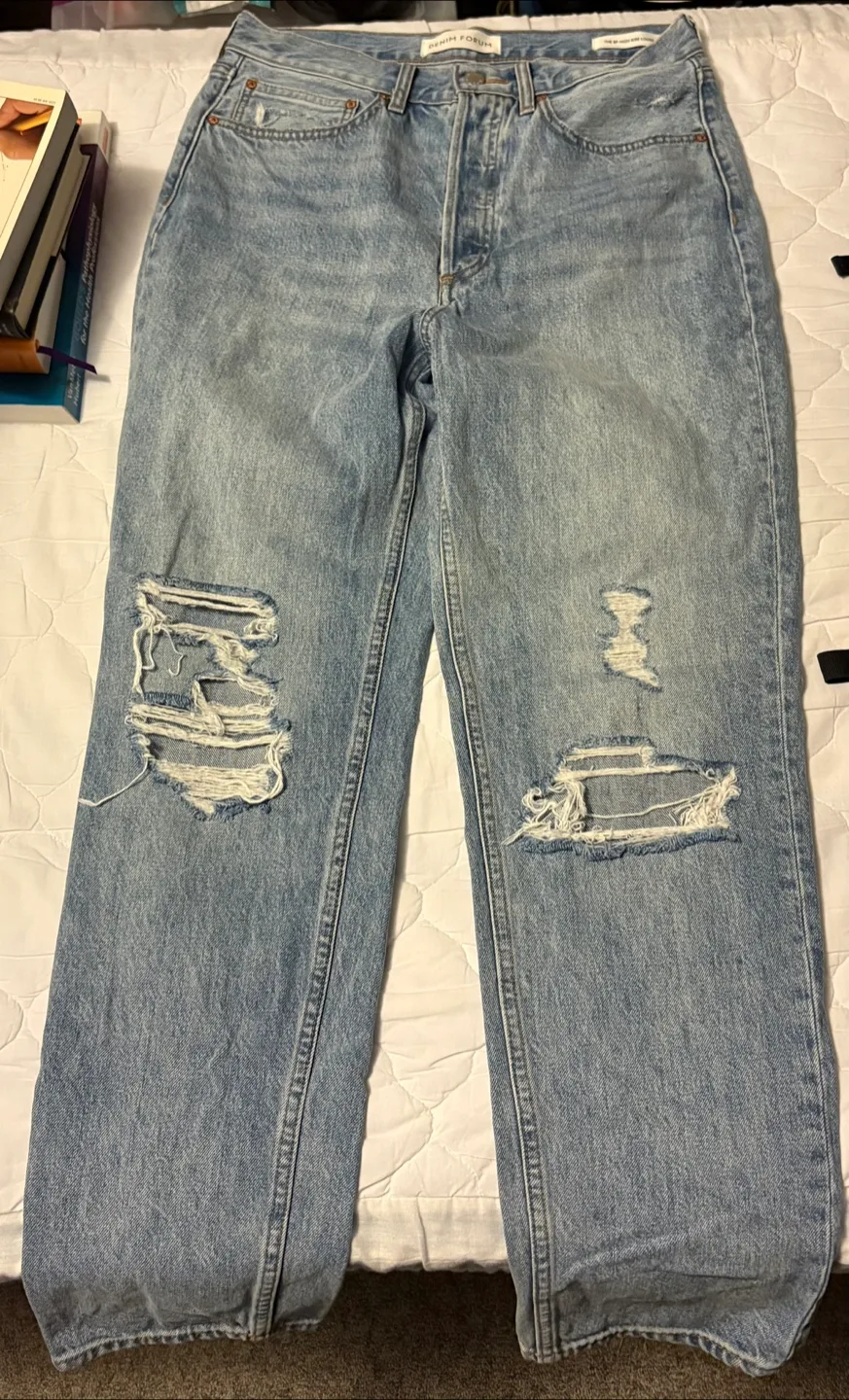 Denim Forum Jeans & Shorts - Sizes 28 & 29 image indicator(5)