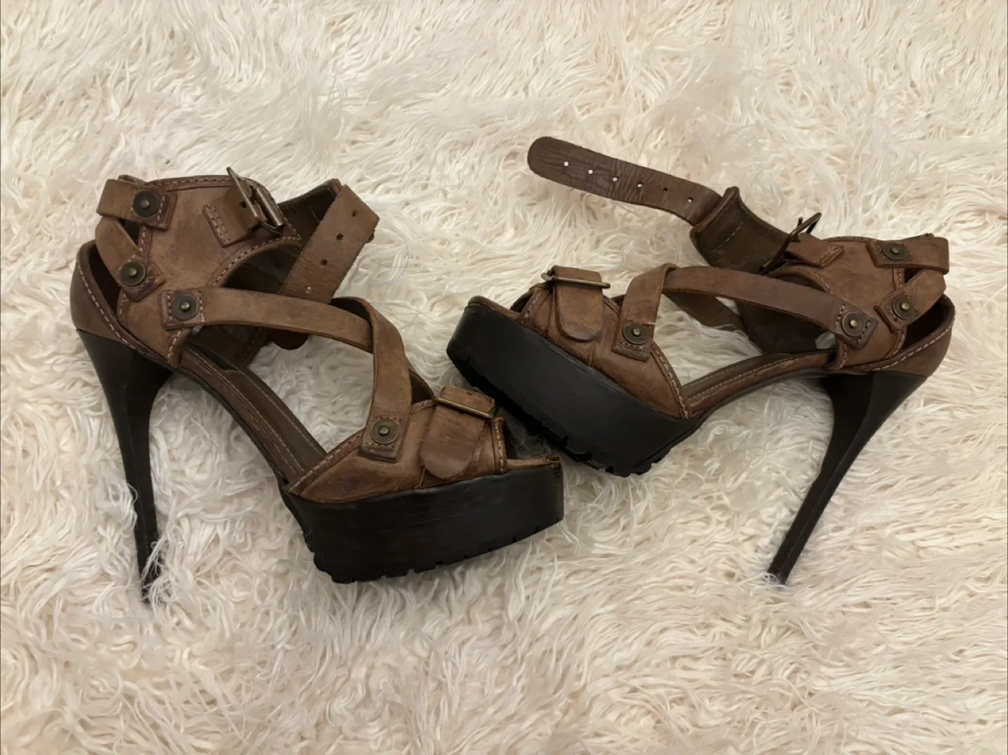Burberry Brown Leather Platform Heels image indicator(4)
