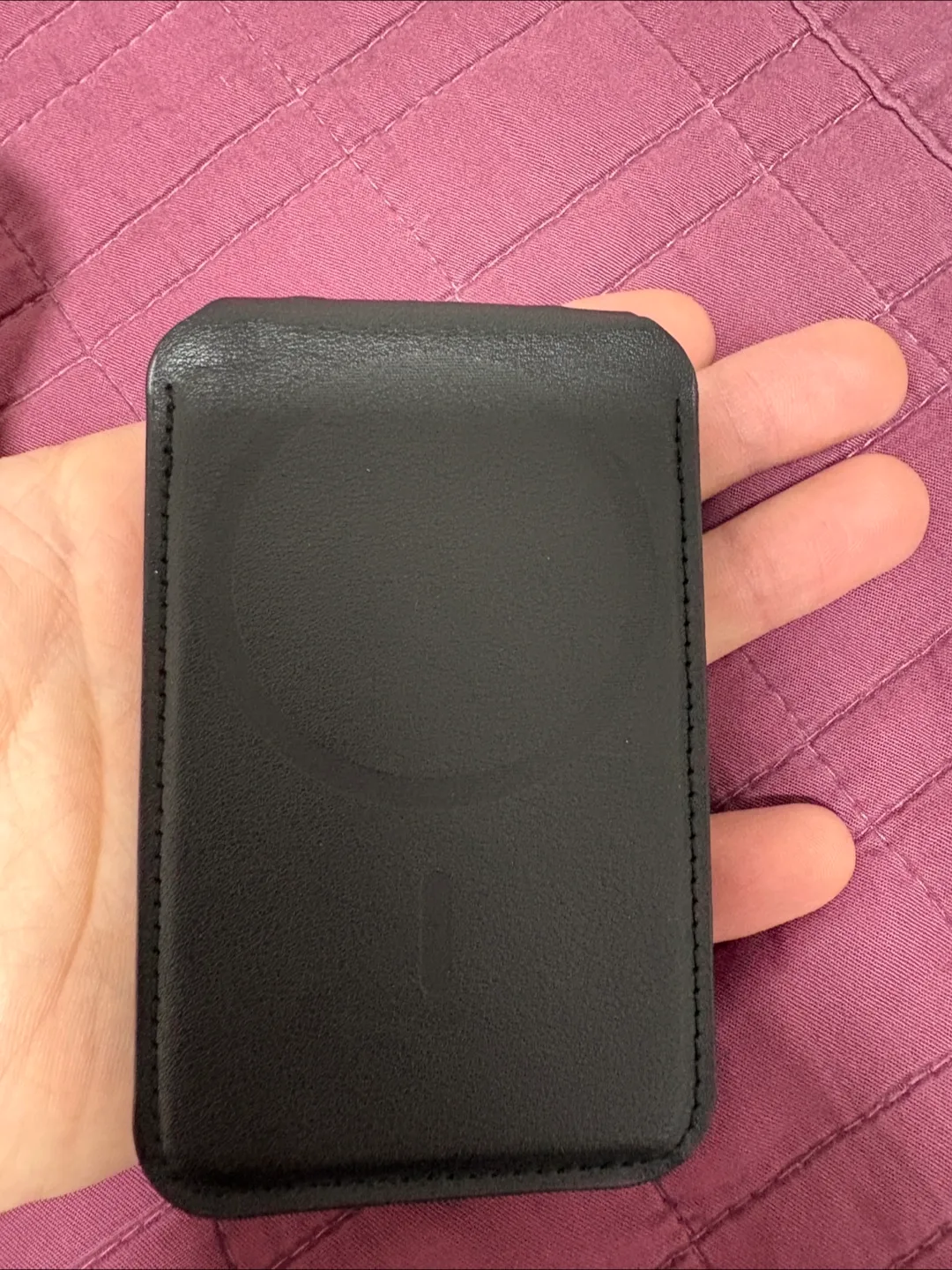 ESR HaloLock Wallet Stand - Black Vegan Leather image indicator(4)