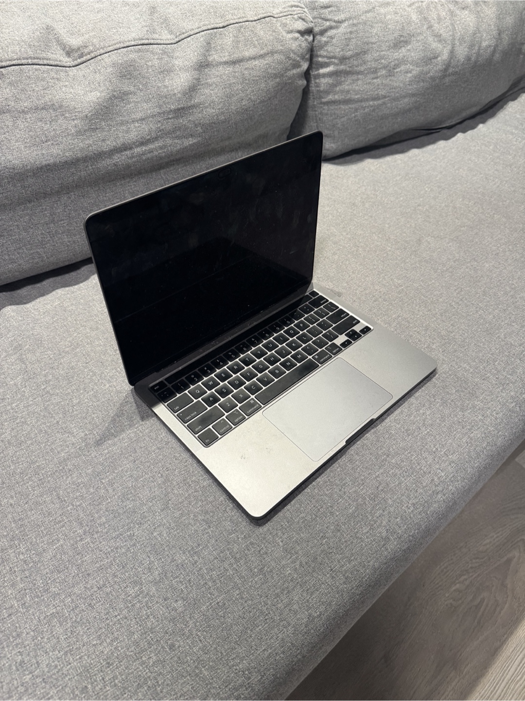 13-inch MacBook Pro 2020 - 16GB RAM, i5 Processor