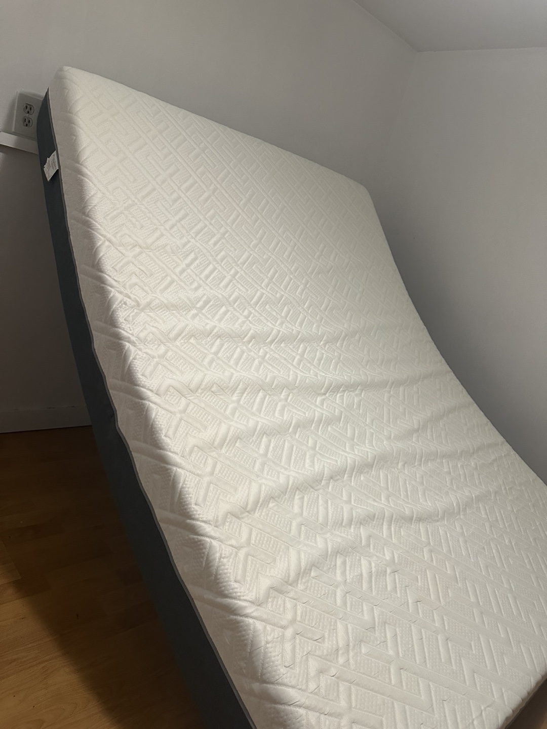Queen Mattress - photo 3