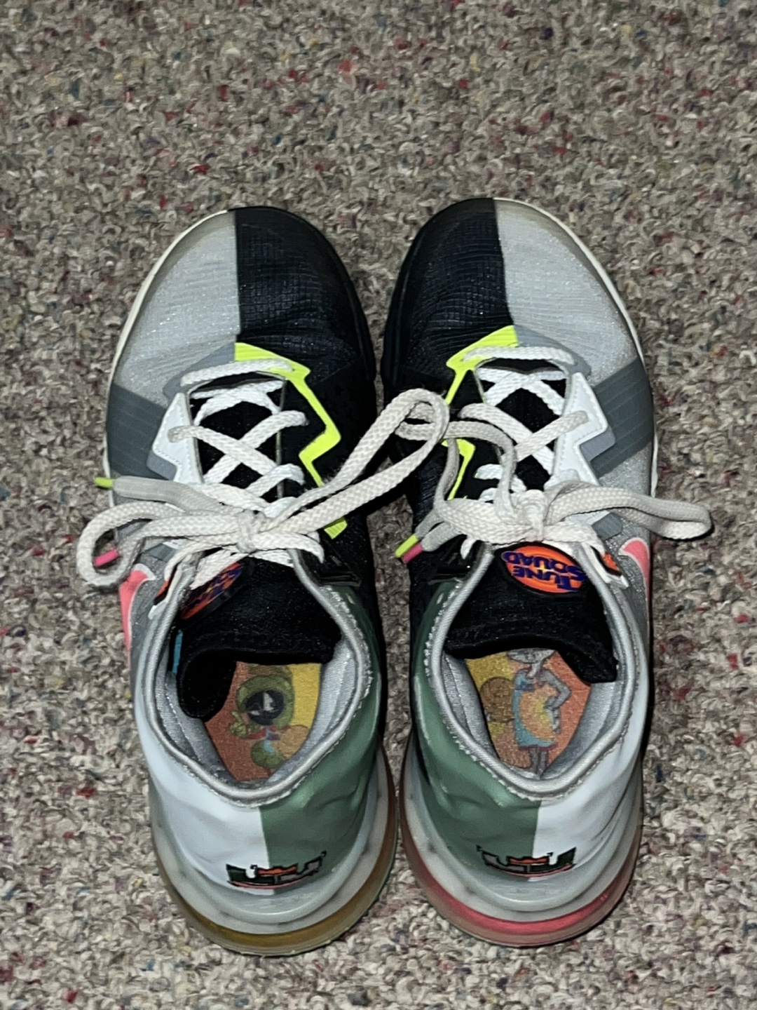 Lebron x Looney Tunes Collab - photo 2