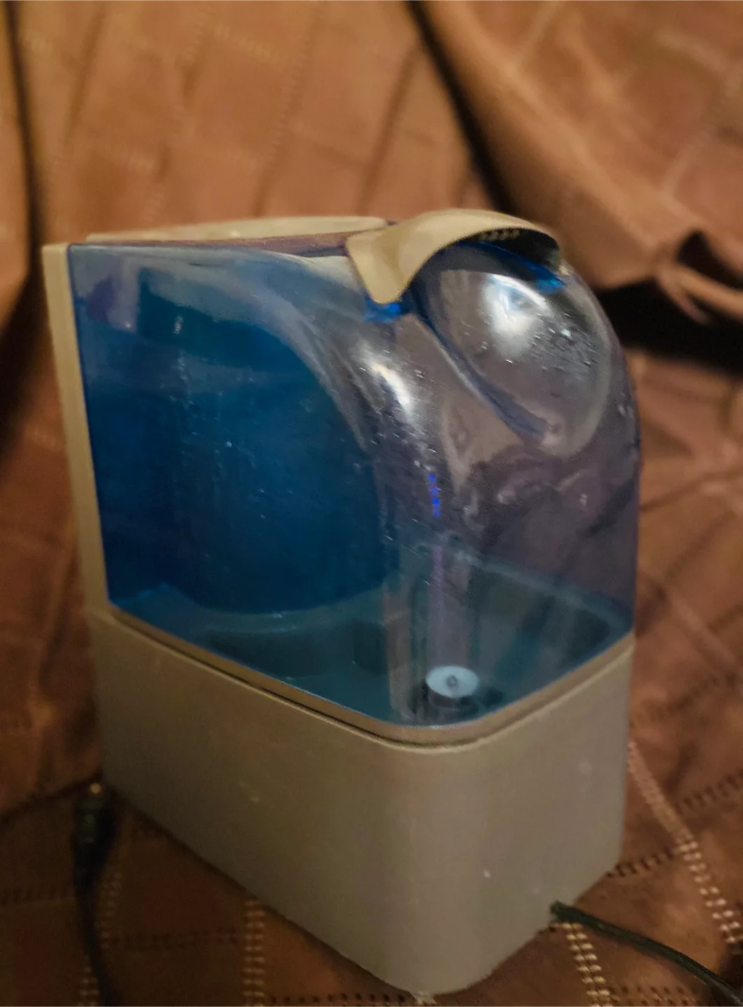 Crane Humidifier - Soothing Warm Mist image indicator(5)