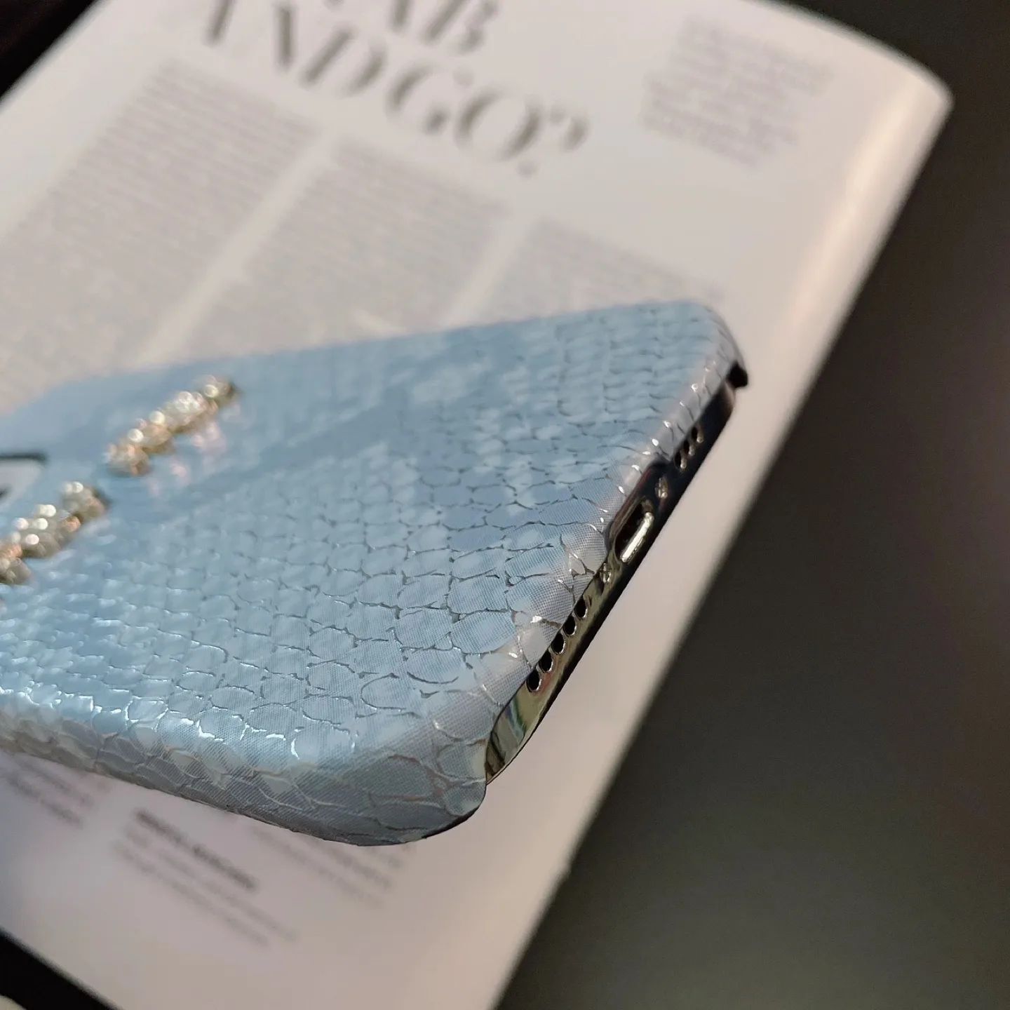 iphone 13 pro max miu miu case image indicator(4)