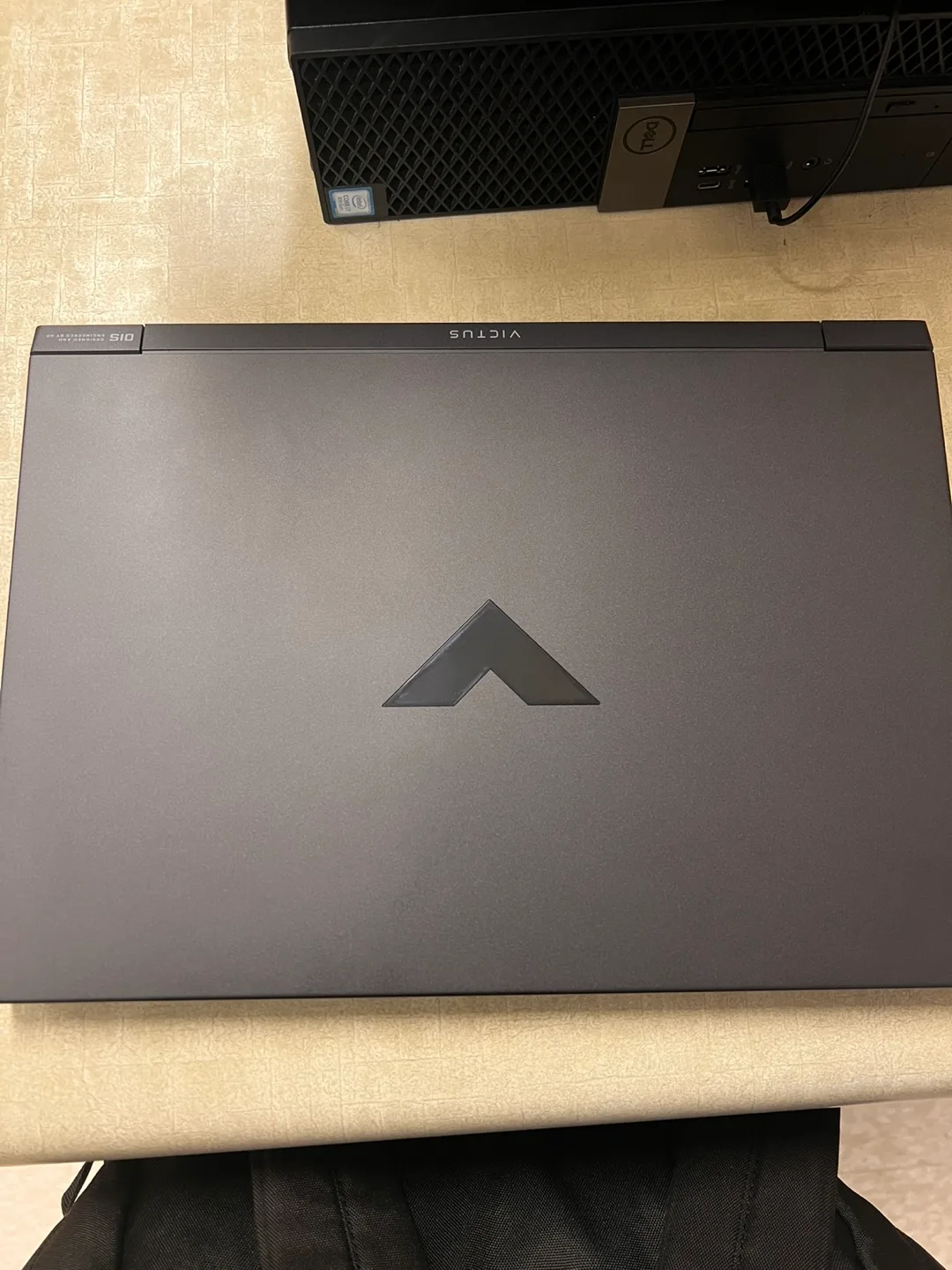 HP Victus Gaming Laptop image indicator(2)