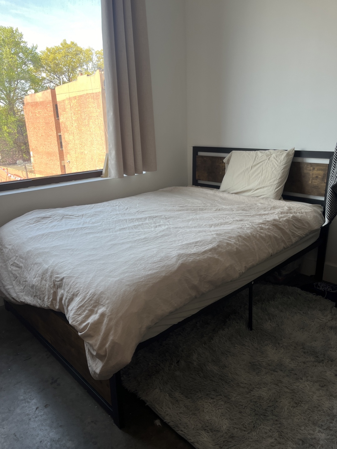 Full Size Metal Platform Bed Frame with Wooden Headboard