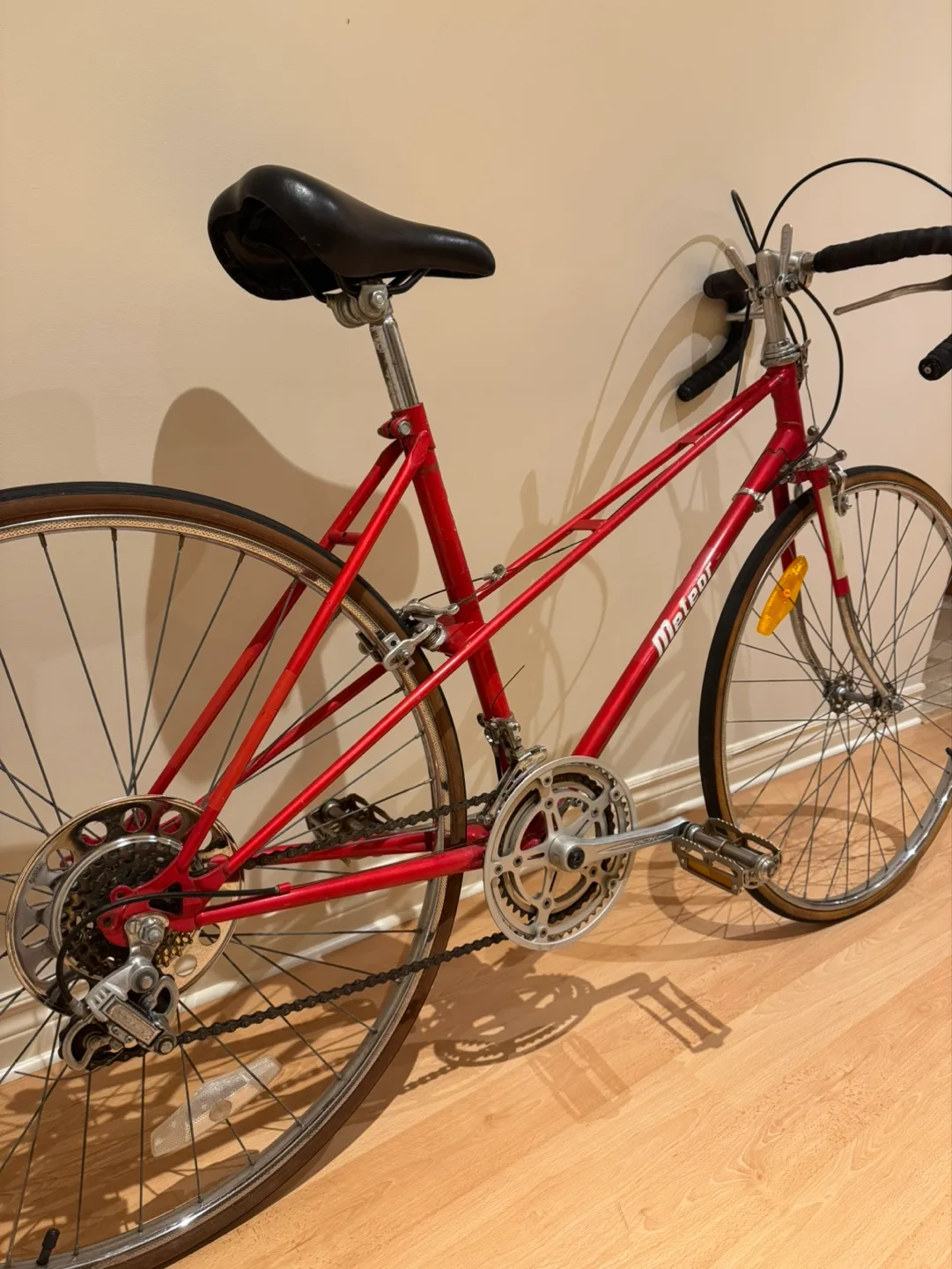 Vintage Meteor Road Bicycle image indicator(2)