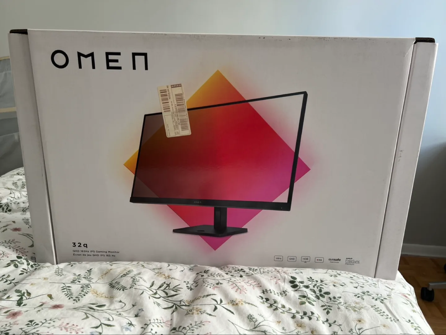 OMEN by HP 32-inch QHD Gaming Monitor thumbnail